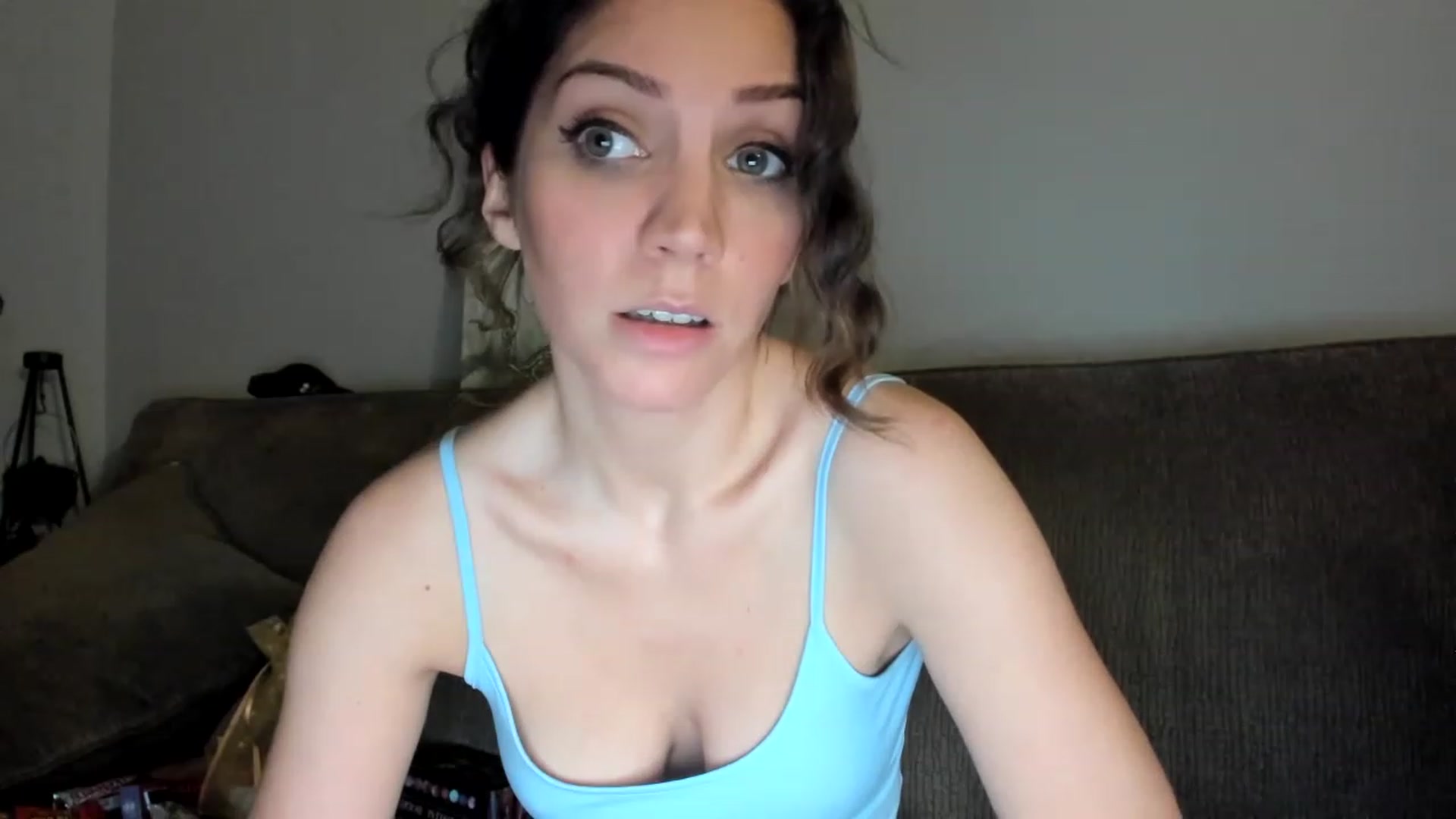 Gallery image thumbnail from Laurel's myfreecams stream on, 01/16/2023, 08:08 image 17 of 20