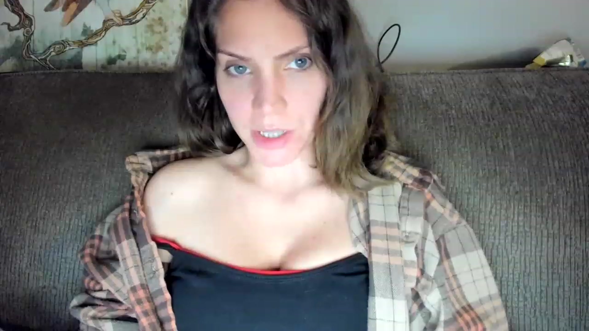 Gallery image thumbnail from Laurel's myfreecams stream on, 01/18/2023, 07:27 image 11 of 20