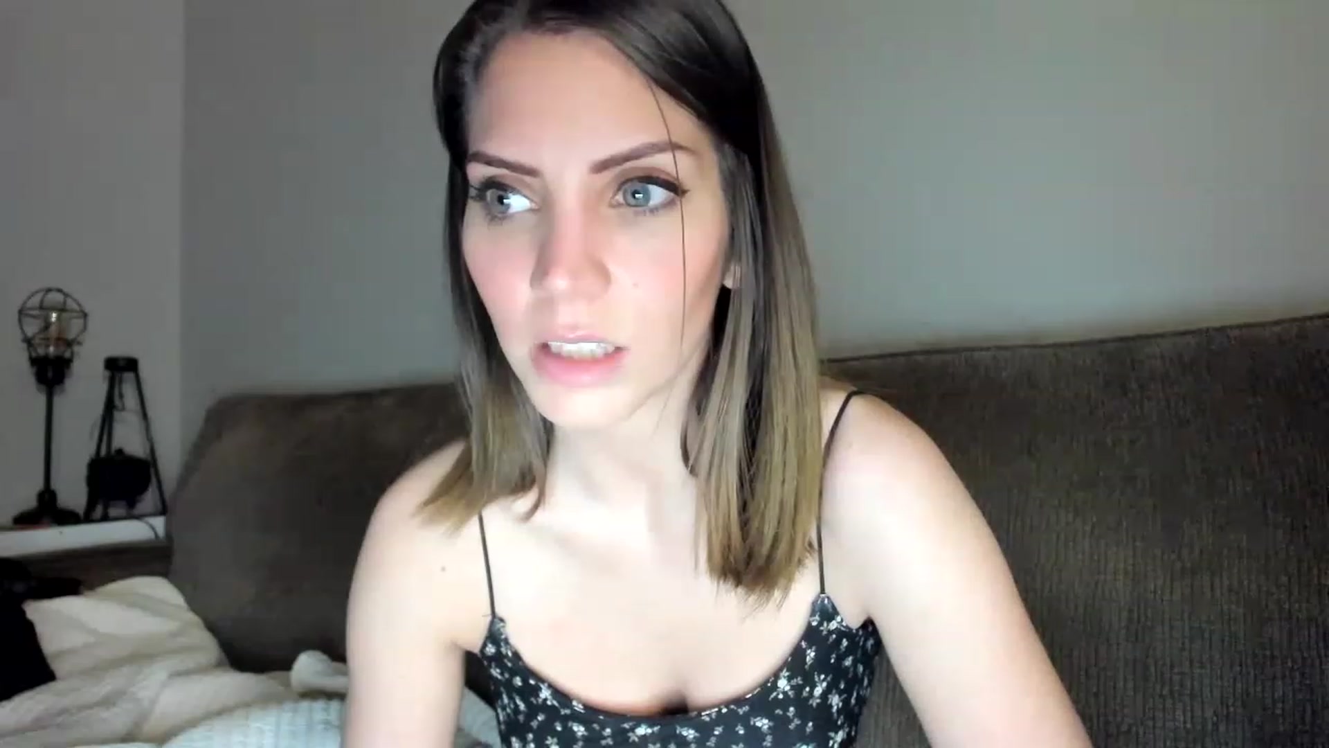Gallery image thumbnail from Laurel's myfreecams stream on, 02/17/2023, 02:27 image 12 of 20