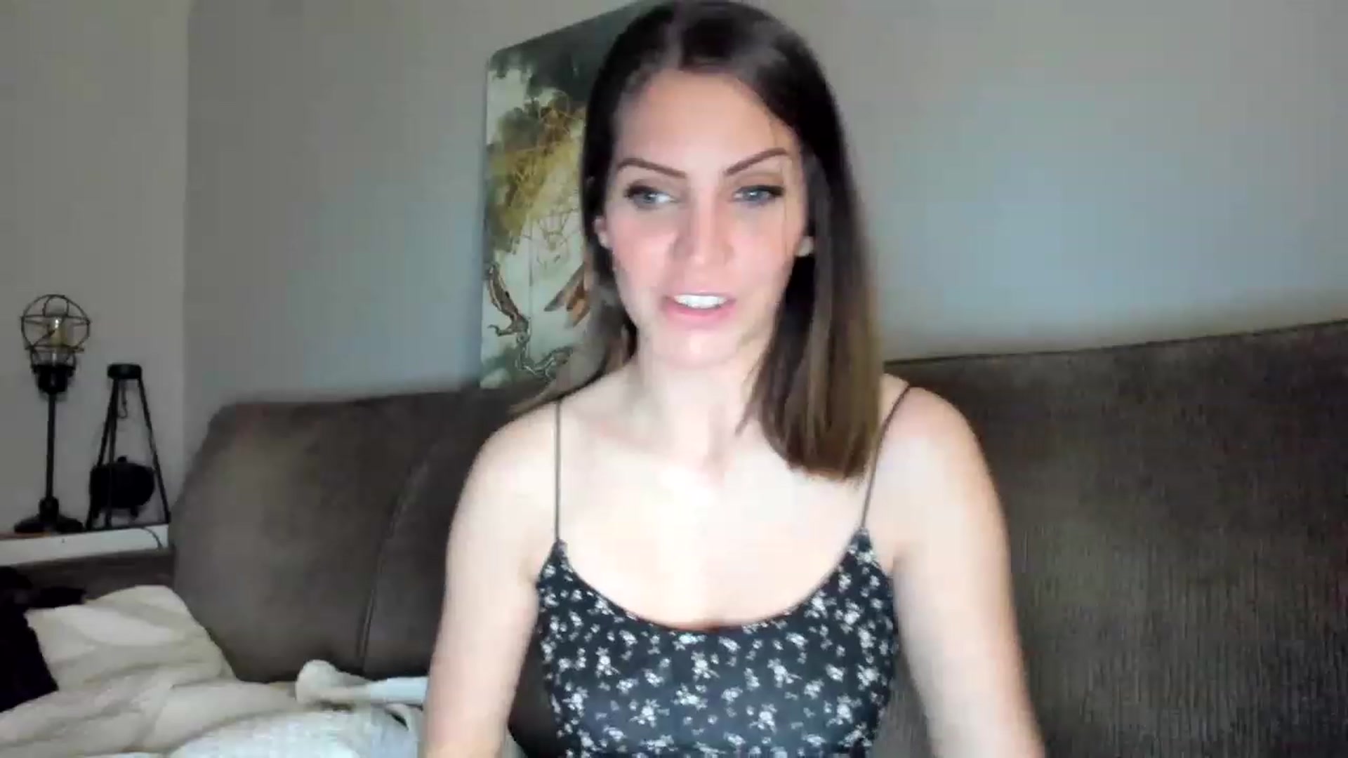 Gallery image thumbnail from Laurel's myfreecams stream on, 02/17/2023, 02:27 image 16 of 20