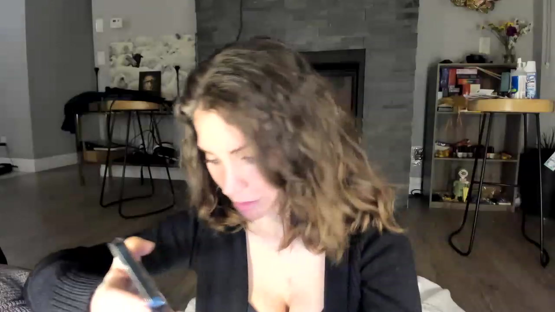 Gallery image thumbnail from Laurel's myfreecams stream on, 02/20/2023, 01:43 image 18 of 20