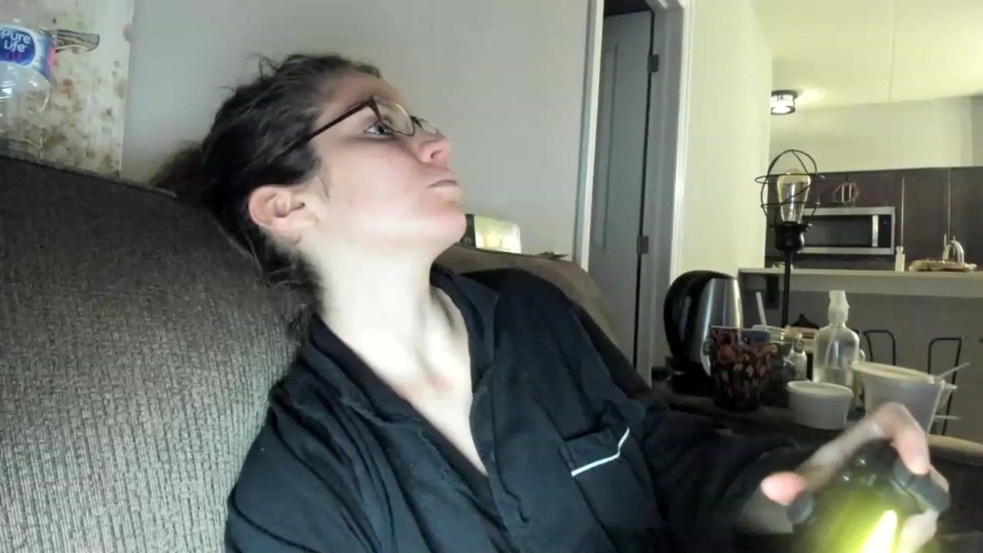 Gallery image thumbnail from Laurel's myfreecams stream on, 03/01/2023, 05:40 image 8 of 20