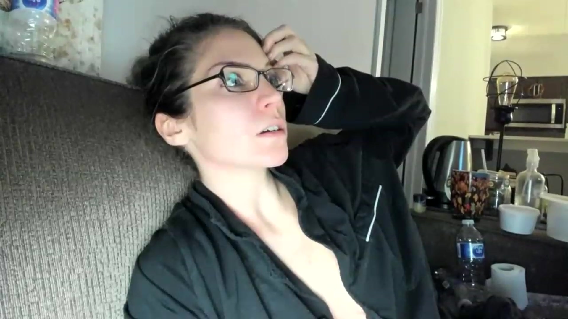 Gallery image thumbnail from Laurel's myfreecams stream on, 03/01/2023, 05:40 image 12 of 20