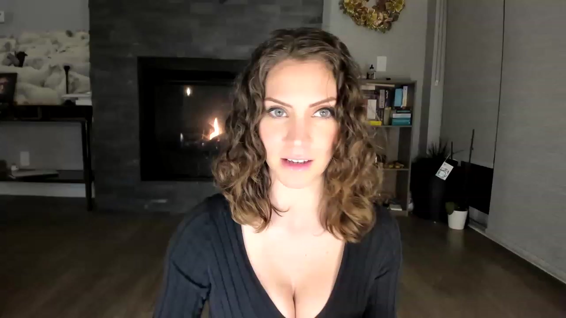 Gallery image thumbnail from Laurel's myfreecams stream on, 03/04/2023, 08:13 image 1 of 20