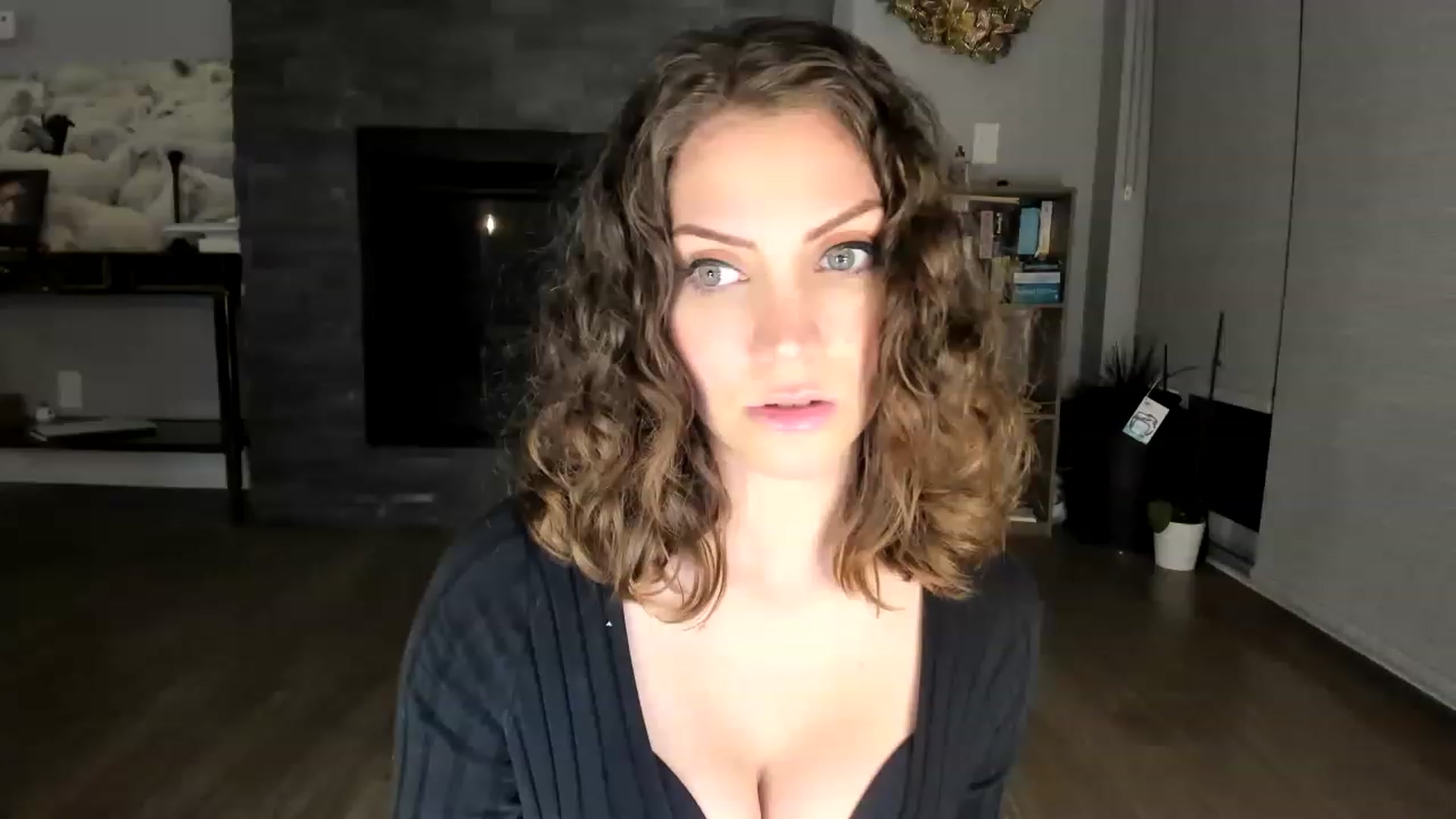 Gallery image thumbnail from Laurel's myfreecams stream on, 03/04/2023, 08:13 image 6 of 20