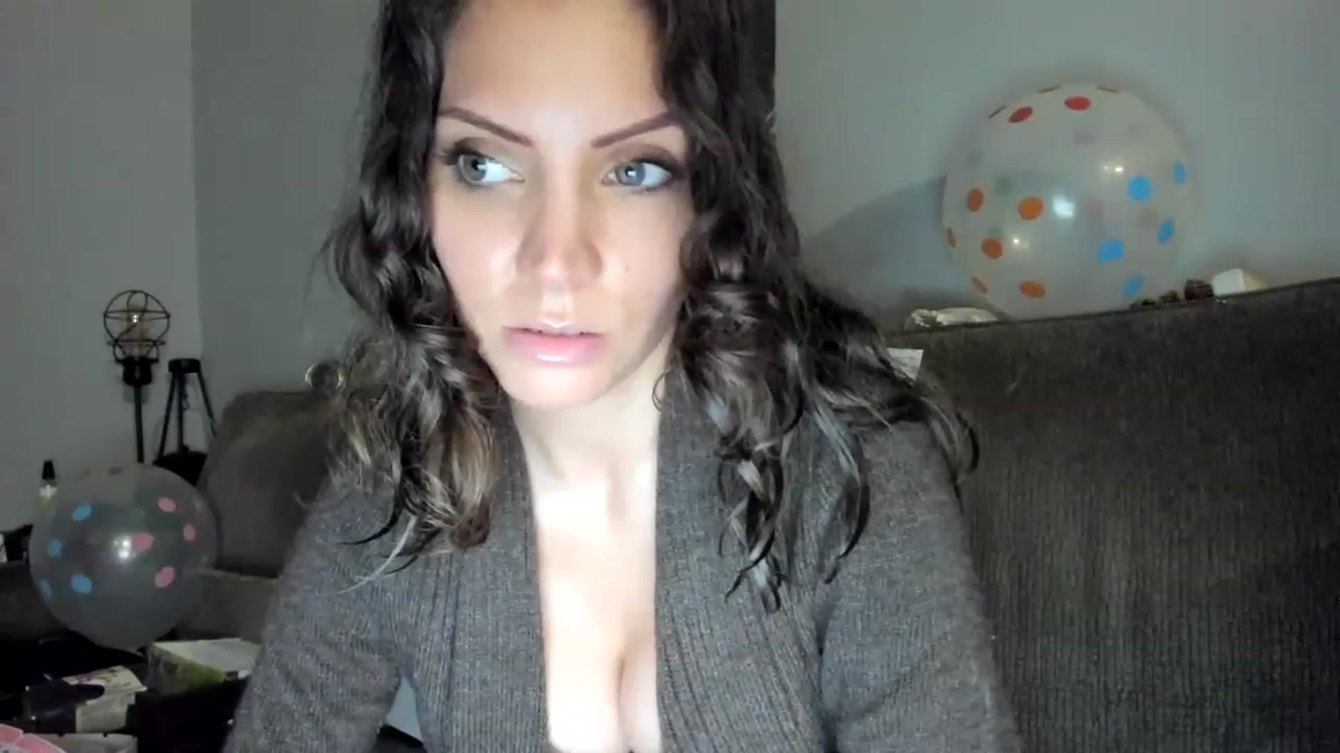 Gallery image thumbnail from Laurel's myfreecams stream on, 04/01/2023, 02:27 image 2 of 20