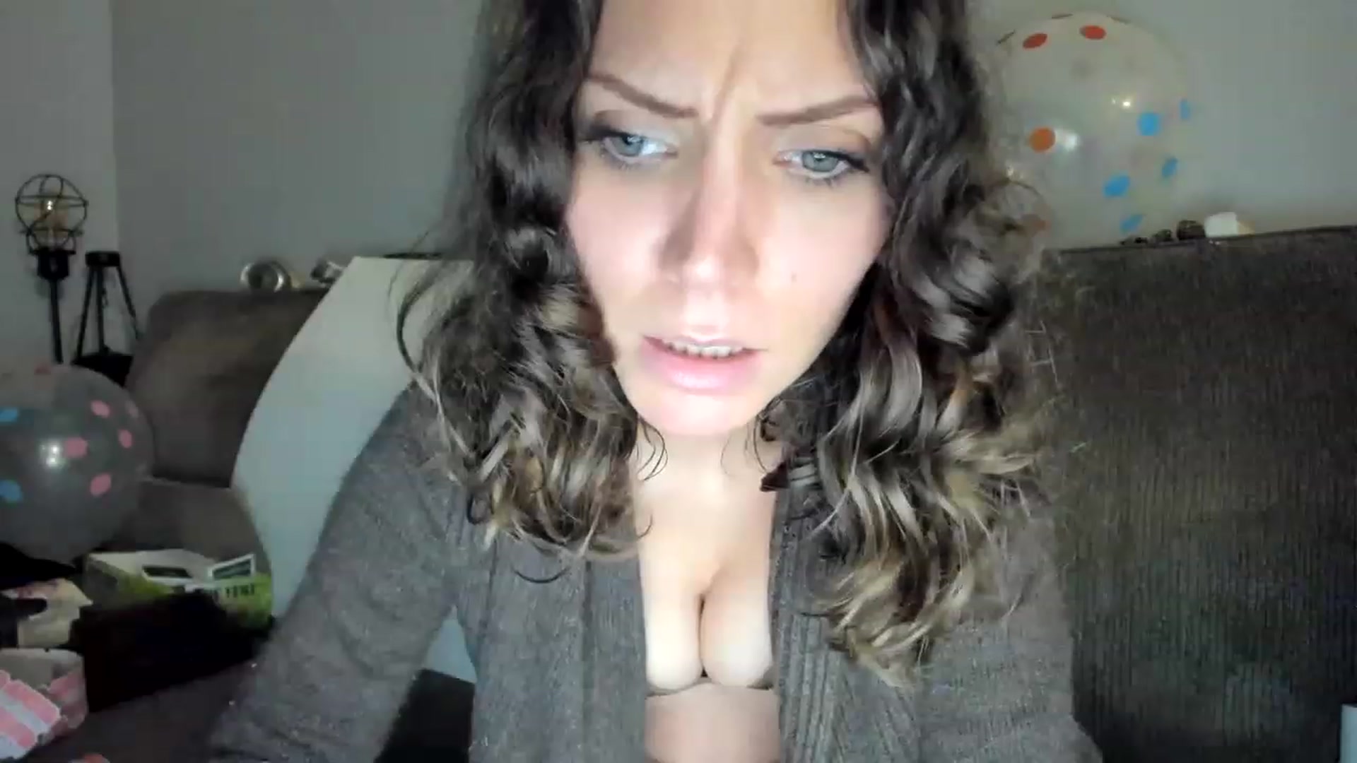 Gallery image thumbnail from Laurel's myfreecams stream on, 04/01/2023, 02:27 image 18 of 20