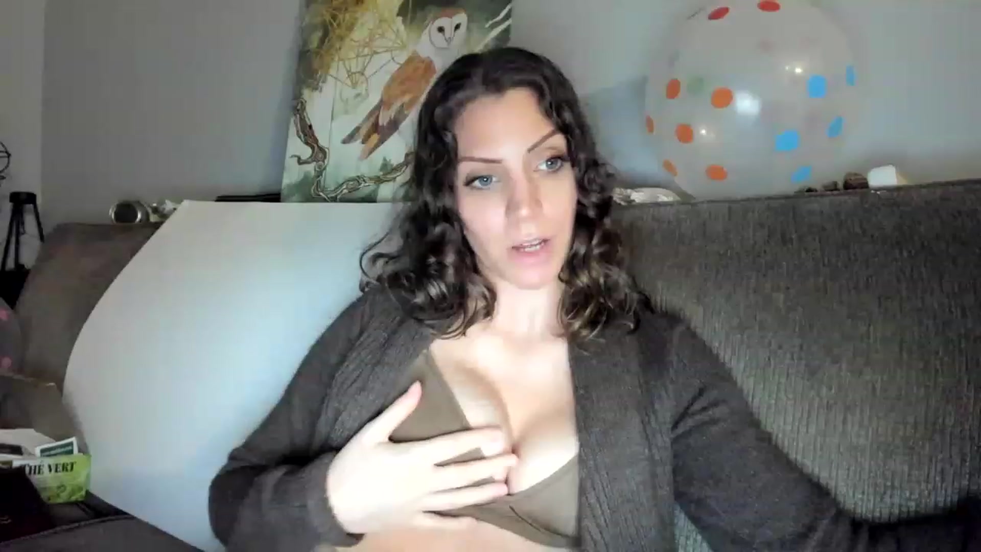 Gallery image thumbnail from Laurel's myfreecams stream on, 04/01/2023, 02:27 image 13 of 20