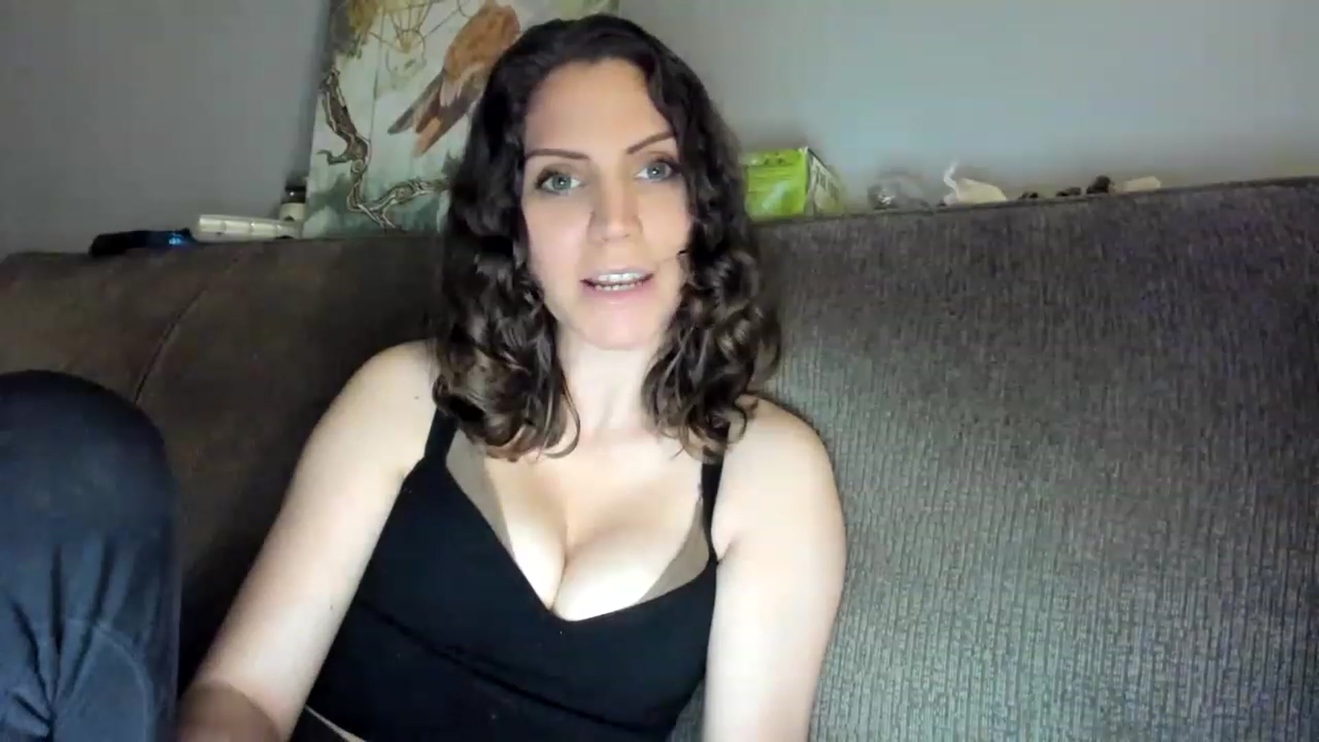 Gallery image thumbnail from Laurel's myfreecams stream on, 04/05/2023, 04:08 image 11 of 20