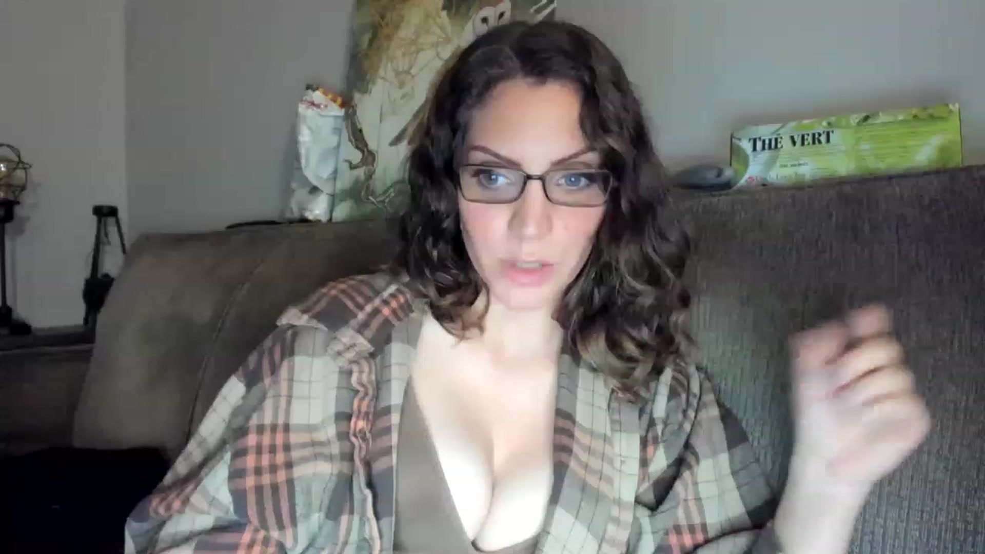 Gallery image thumbnail from Laurel's myfreecams stream on, 04/20/2023, 04:25 image 2 of 20