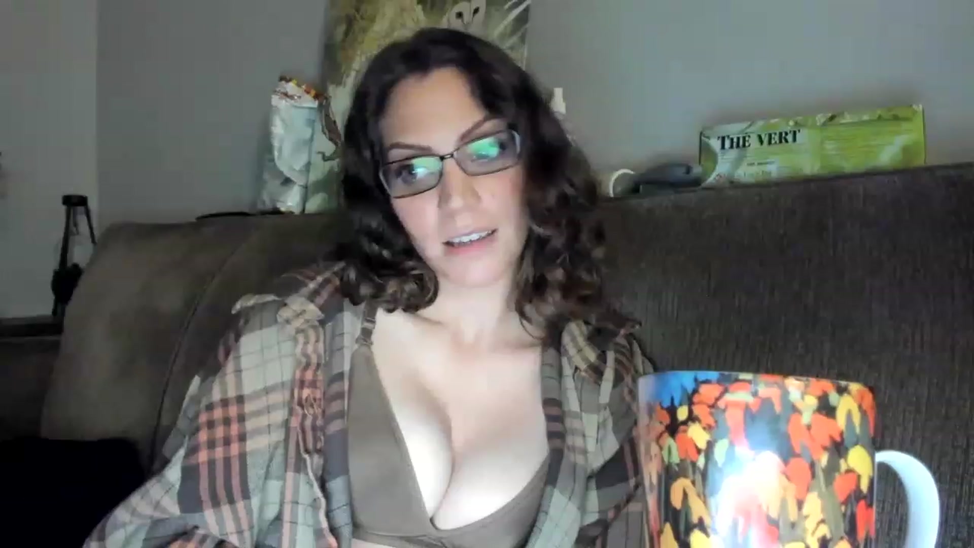 Gallery image thumbnail from Laurel's myfreecams stream on, 04/20/2023, 04:25 image 11 of 20