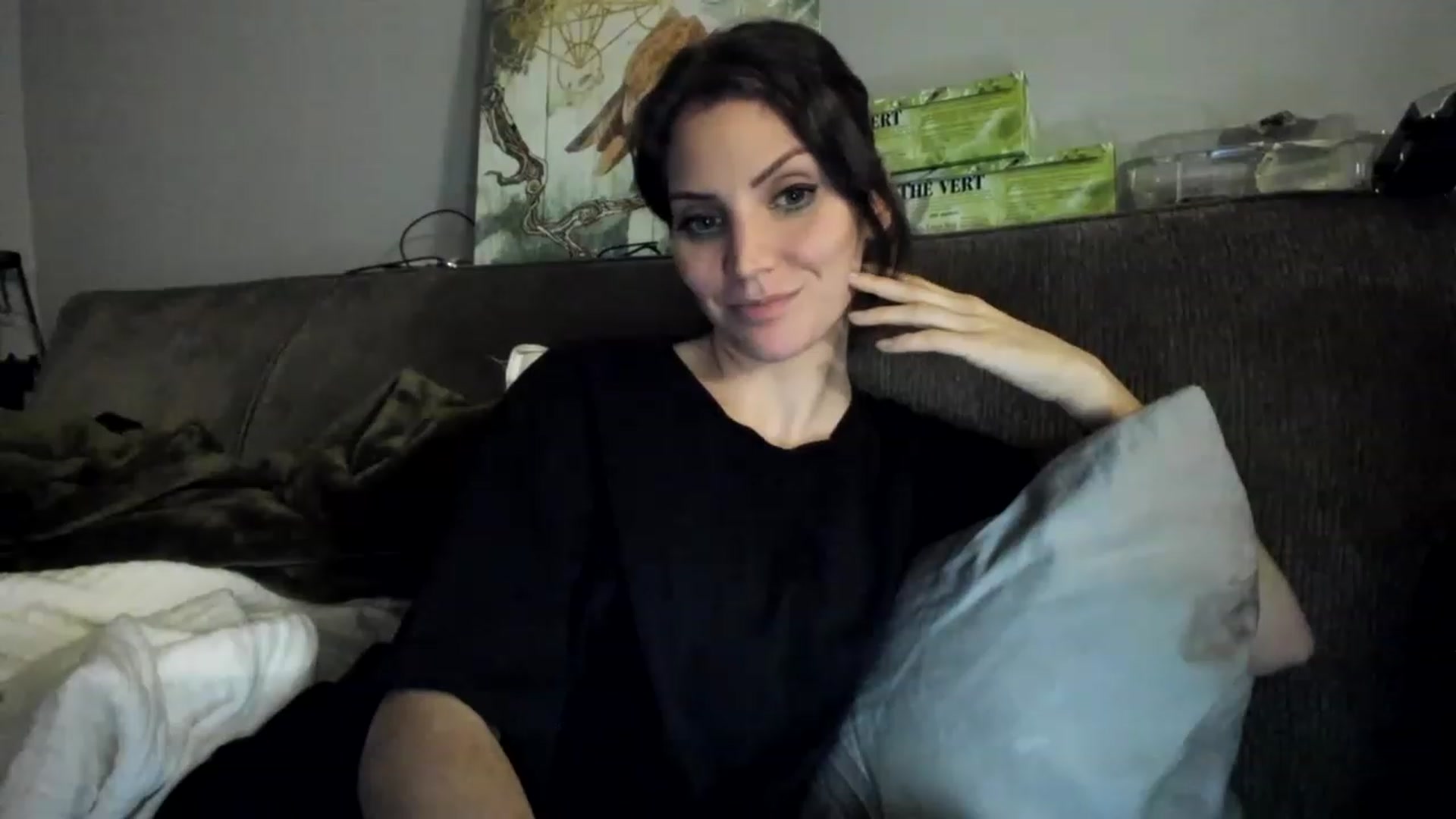 Gallery image thumbnail from Laurel's myfreecams stream on, 05/04/2023, 01:09 image 14 of 20