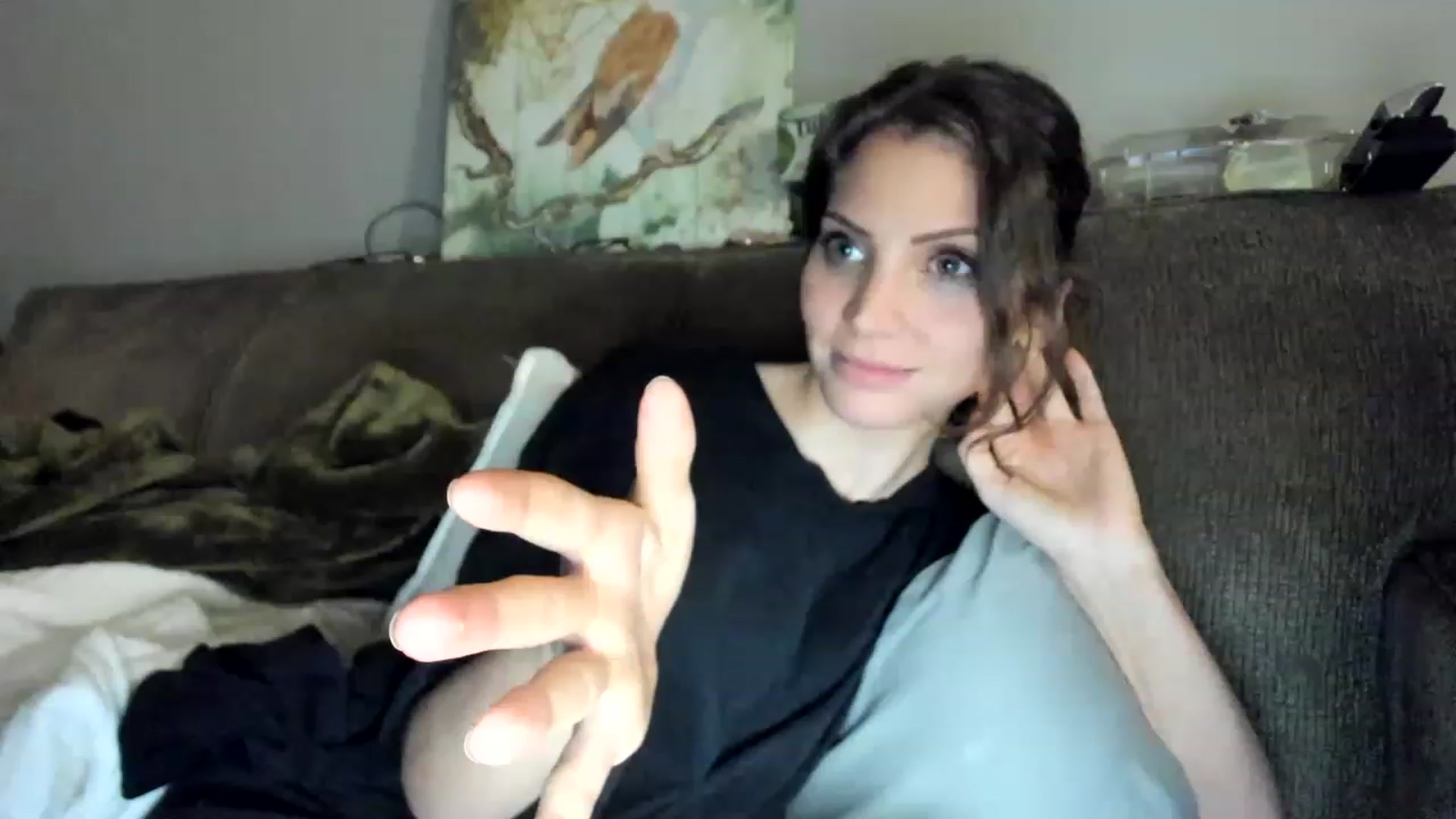 Gallery image thumbnail from Laurel's myfreecams stream on, 05/04/2023, 01:09 image 17 of 20