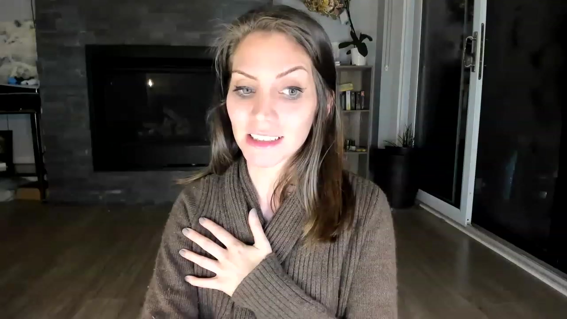 Gallery image thumbnail from Laurel's myfreecams stream on, 05/14/2023, 07:11 image 9 of 20