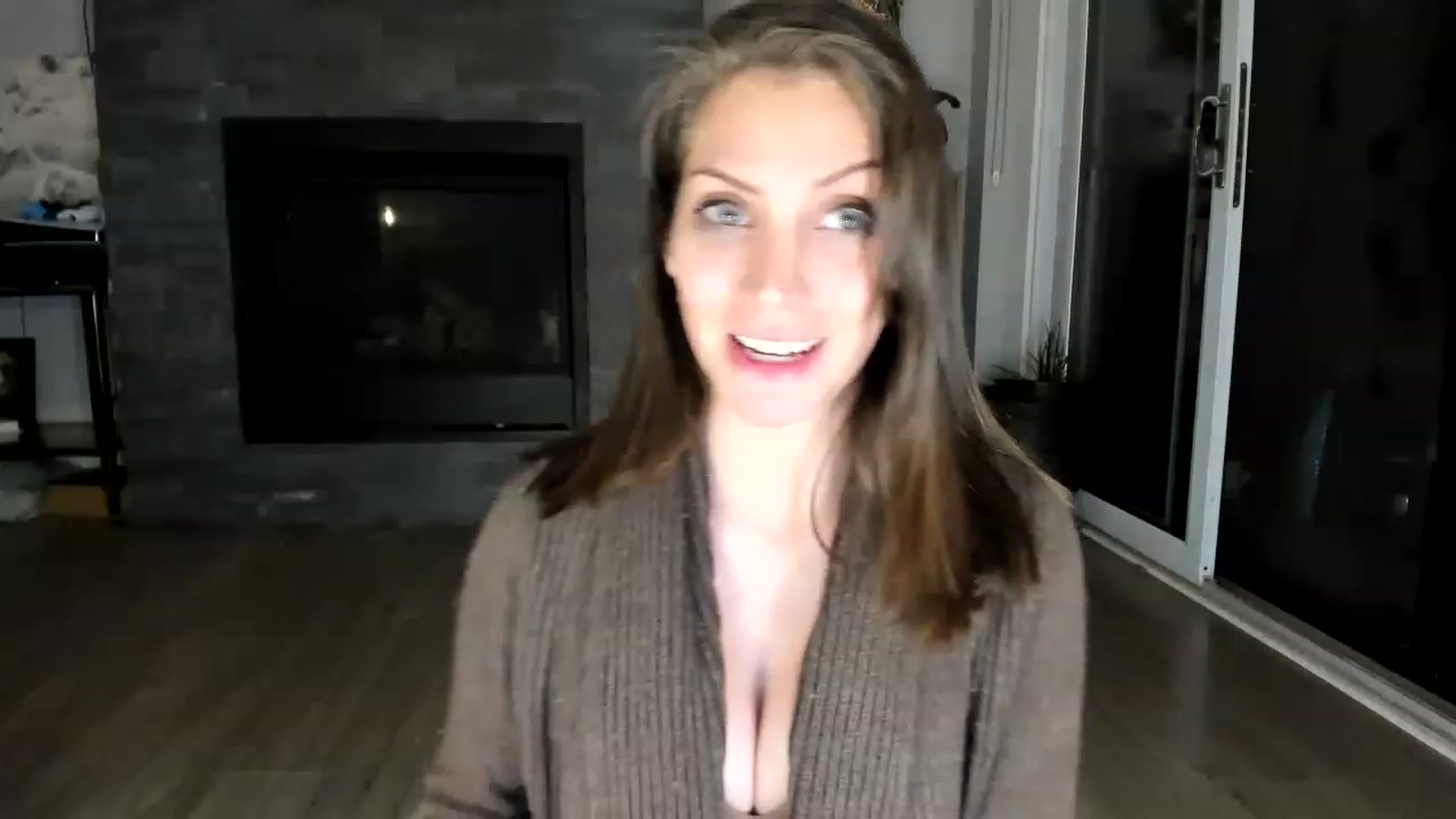 Gallery image thumbnail from Laurel's myfreecams stream on, 05/14/2023, 07:11 image 6 of 20