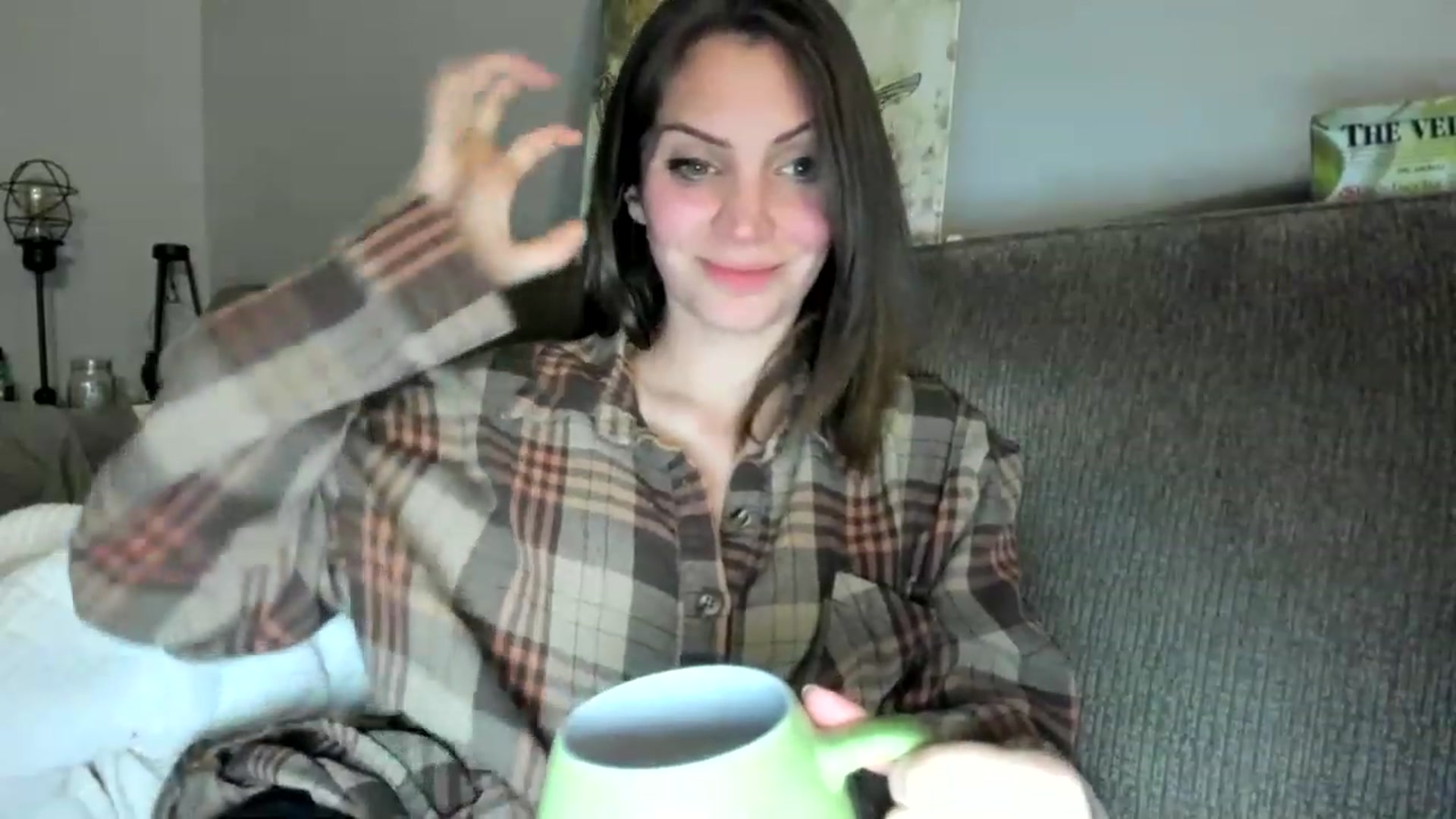 Gallery image thumbnail from Laurel's myfreecams stream on, 05/18/2023, 04:14 image 20 of 20