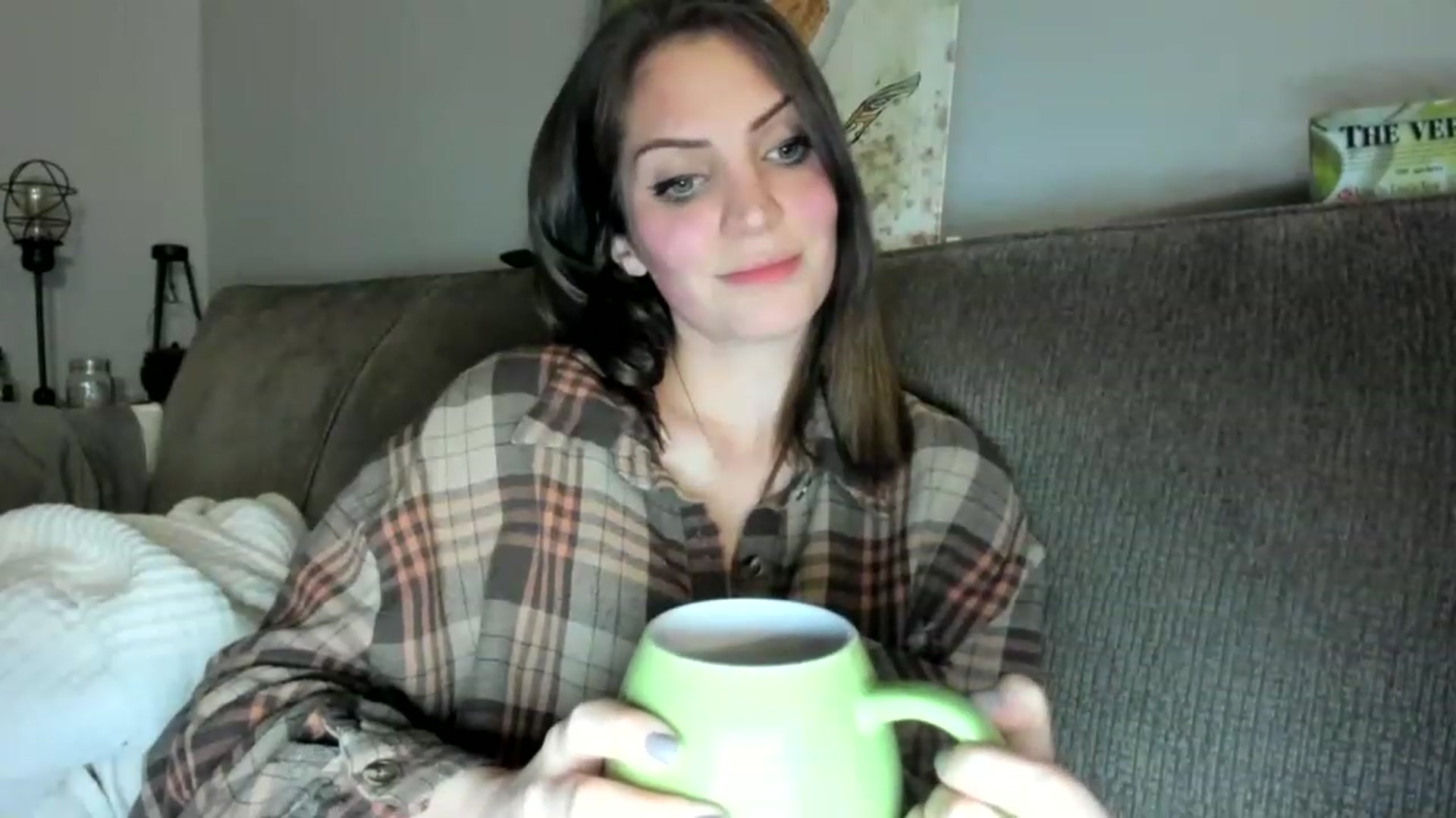 Gallery image thumbnail from Laurel's myfreecams stream on, 05/18/2023, 04:14 image 19 of 20