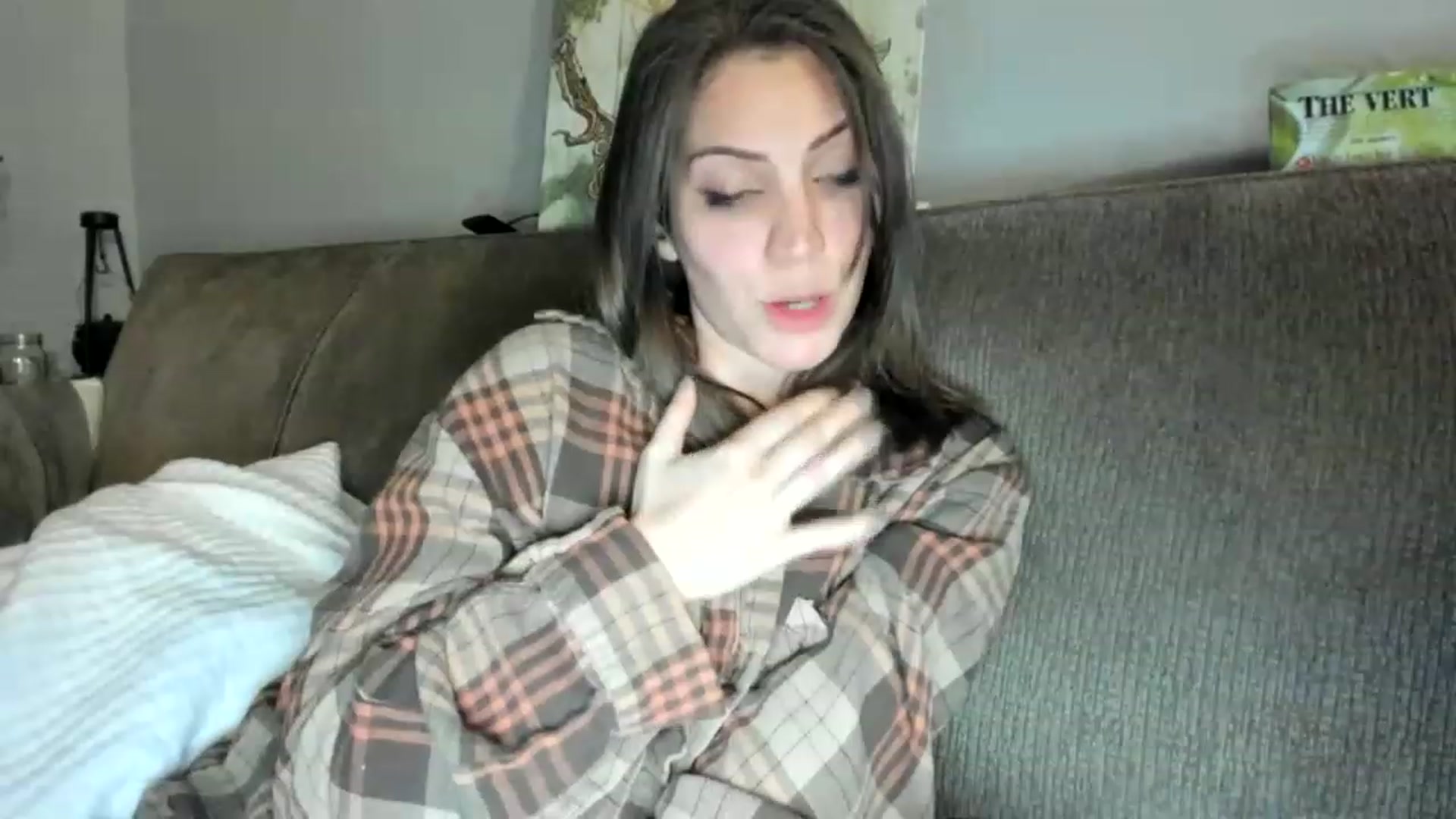 Gallery image thumbnail from Laurel's myfreecams stream on, 05/18/2023, 05:30 image 15 of 20