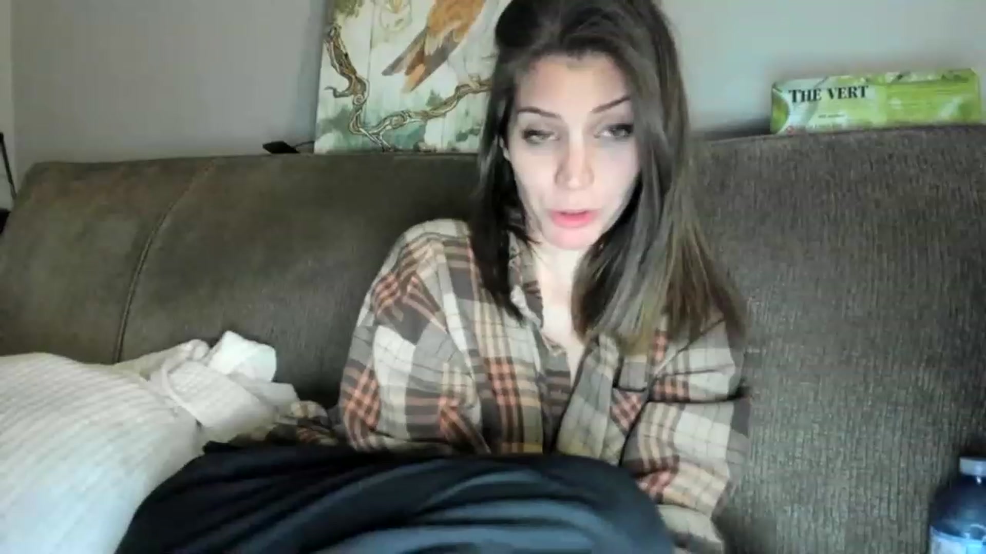 Gallery image thumbnail from Laurel's myfreecams stream on, 05/18/2023, 07:04 image 15 of 20