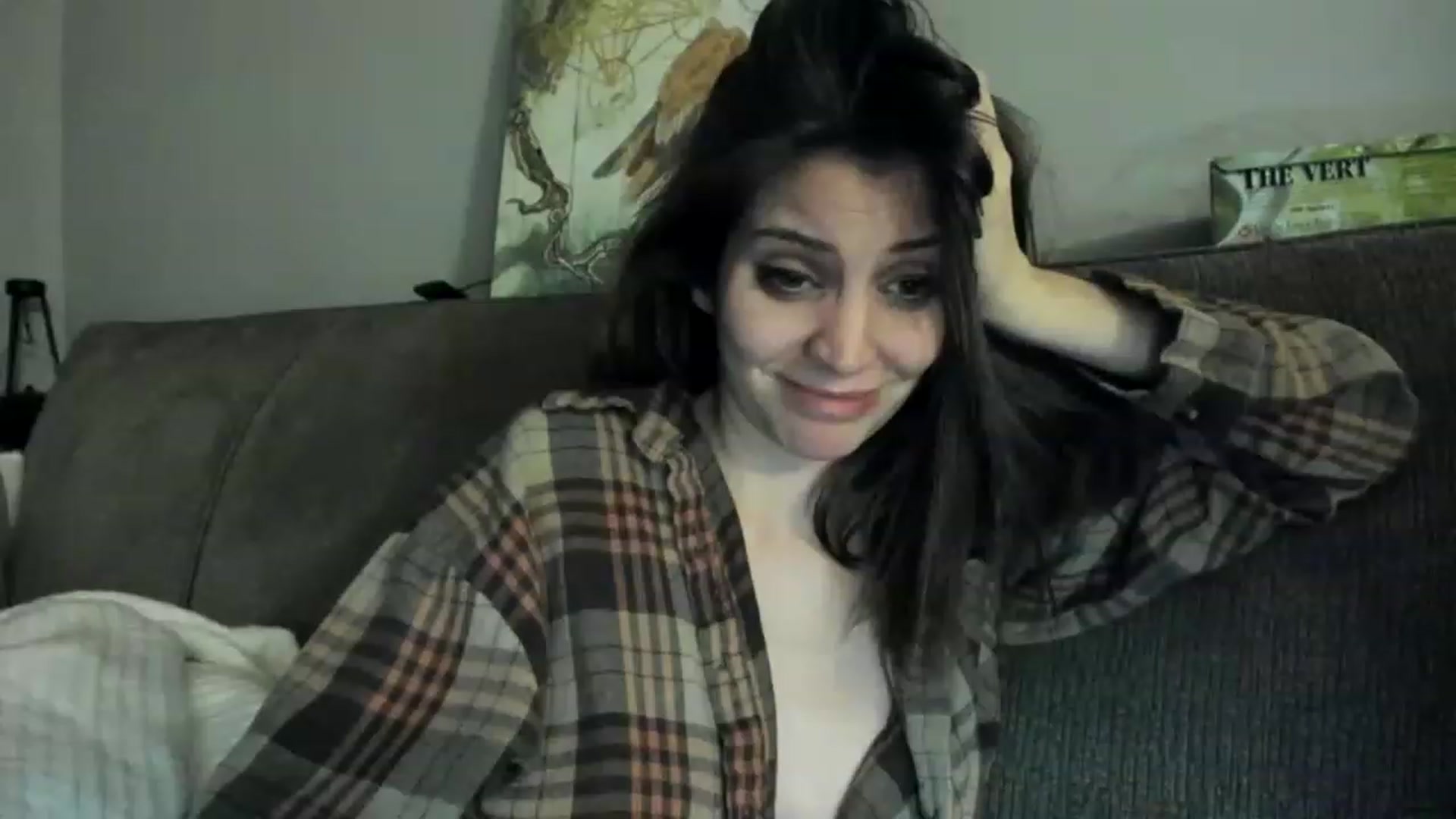 Gallery image thumbnail from Laurel's myfreecams stream on, 05/18/2023, 08:11 image 14 of 20