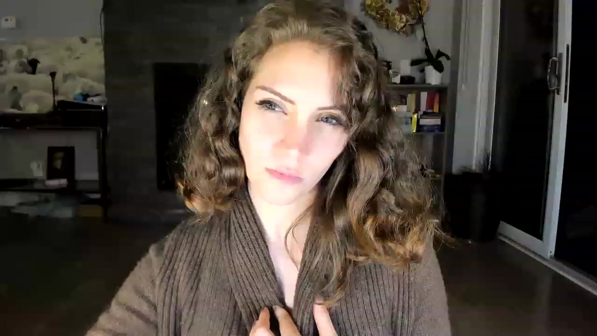 Gallery image thumbnail from Laurel's myfreecams stream on, 05/20/2023, 05:19 image 5 of 20