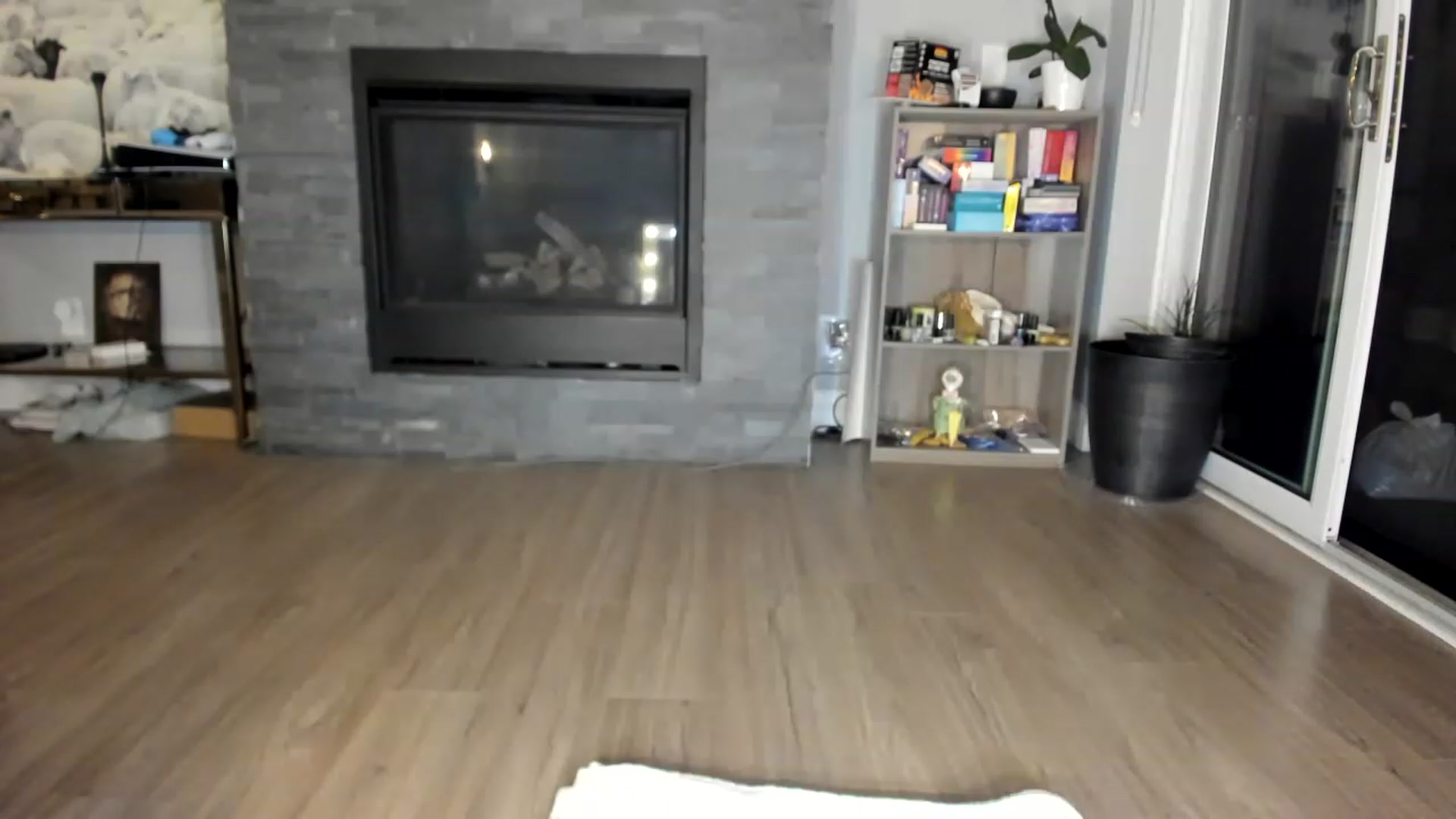 Gallery image thumbnail from Laurel's myfreecams stream on, 05/20/2023, 09:10 image 7 of 20