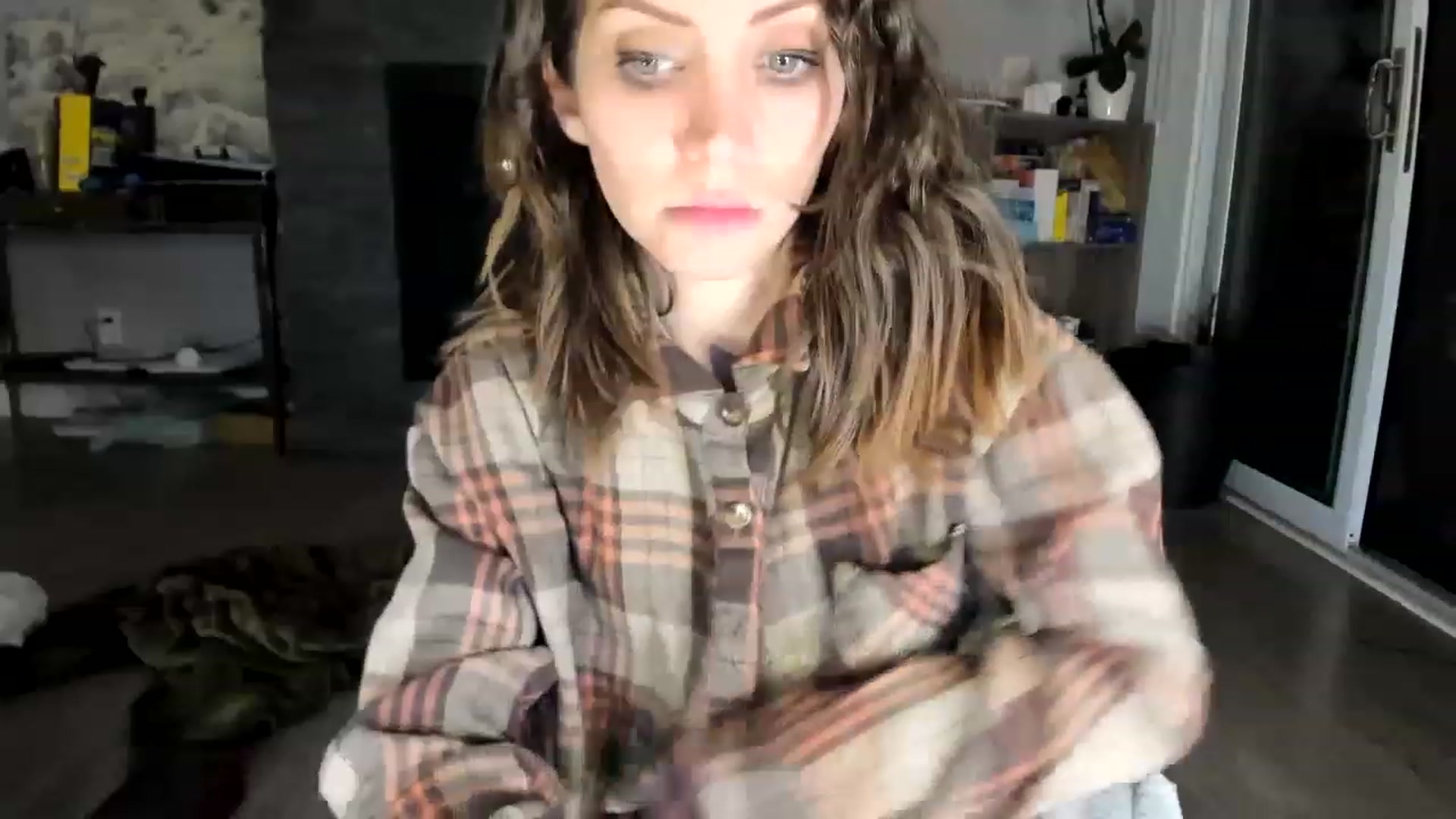 Gallery image thumbnail from Laurel's myfreecams stream on, 05/29/2023, 08:02 image 15 of 20