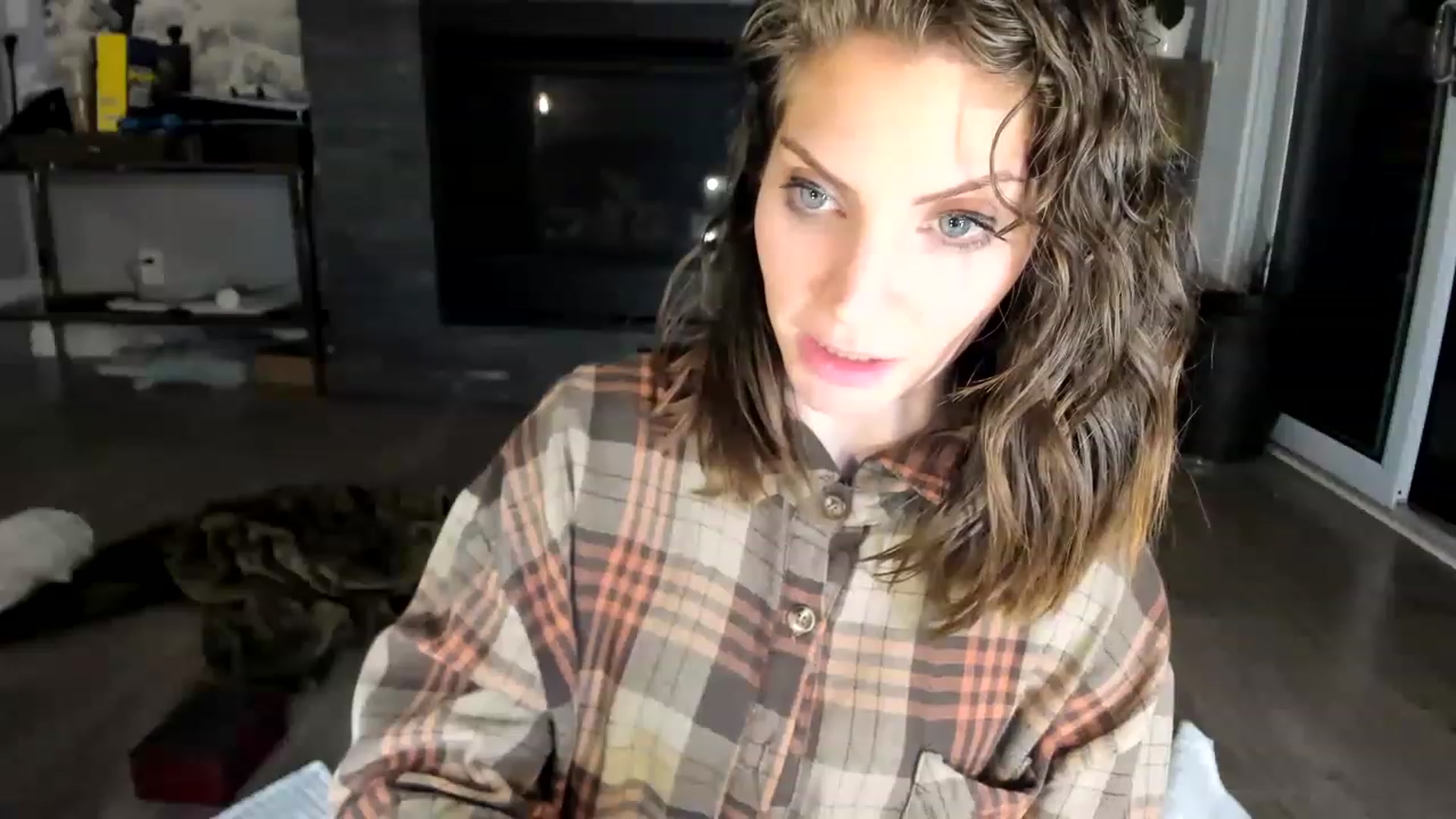 Gallery image thumbnail from Laurel's myfreecams stream on, 05/29/2023, 08:02 image 6 of 20
