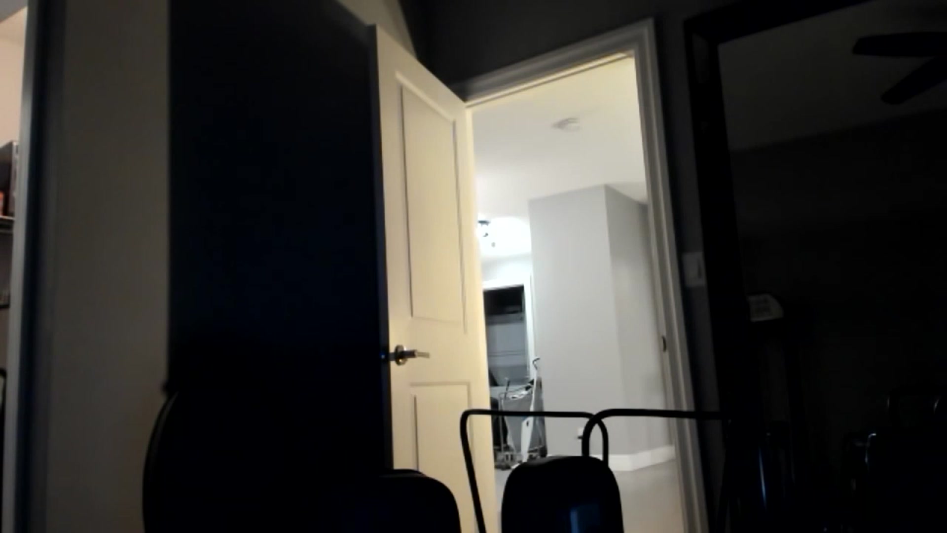 Gallery image thumbnail from Laurel's myfreecams stream on, 05/29/2023, 08:12 image 12 of 20