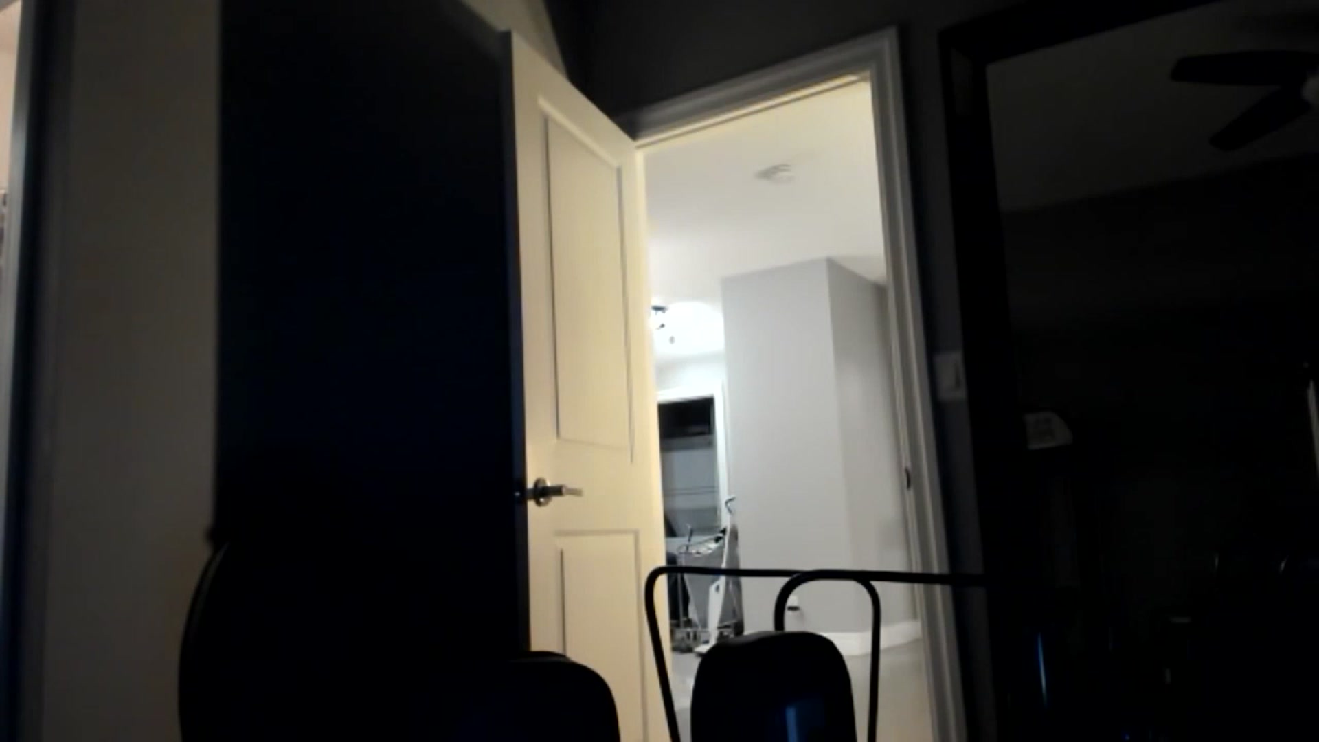 Gallery image thumbnail from Laurel's myfreecams stream on, 05/29/2023, 08:12 image 15 of 20