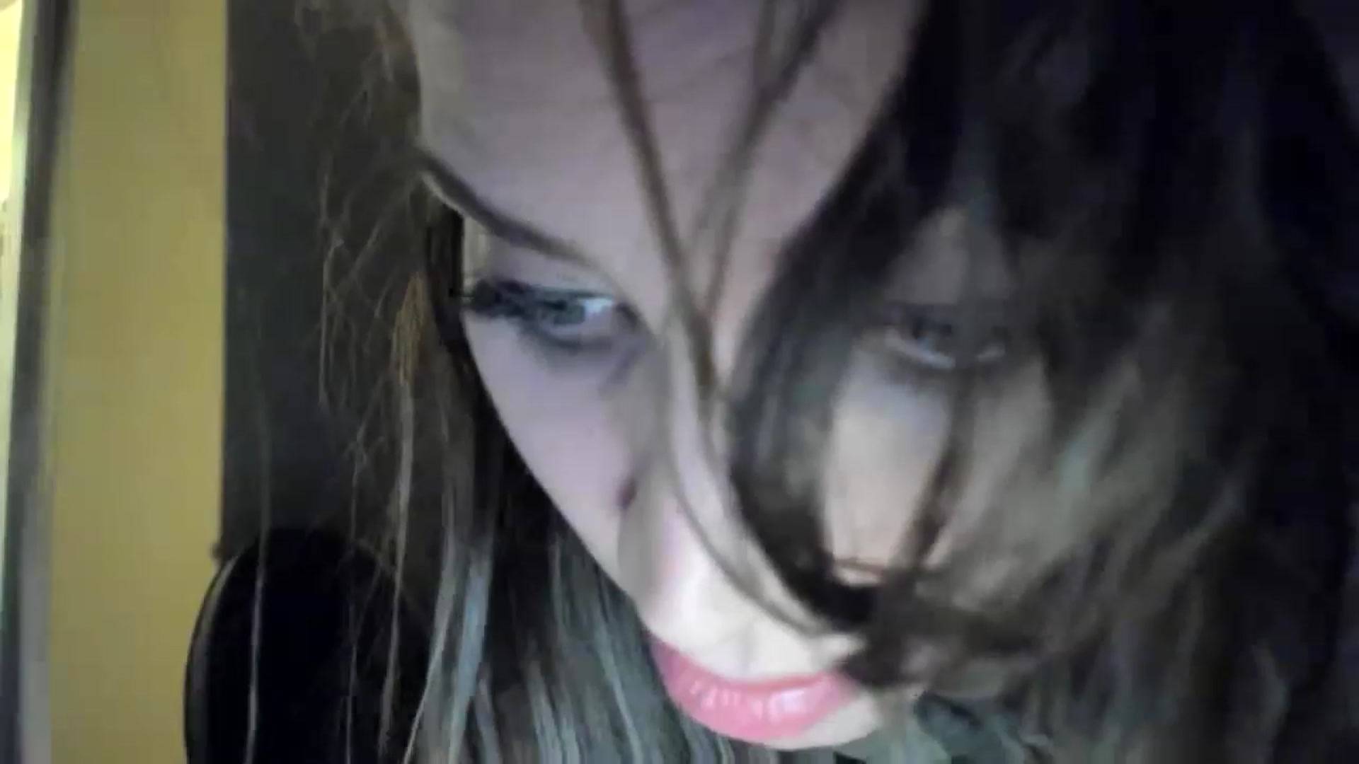 Gallery image thumbnail from Laurel's myfreecams stream on, 05/29/2023, 08:12 image 13 of 20