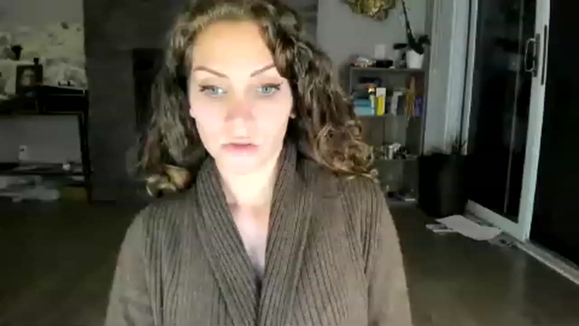 Gallery image thumbnail from Laurel's myfreecams stream on, 06/03/2023, 04:40 image 1 of 20