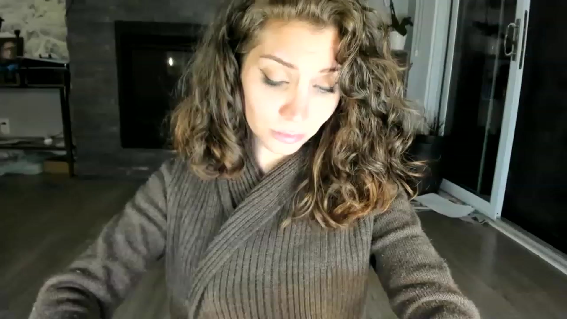 Gallery image thumbnail from Laurel's myfreecams stream on, 06/03/2023, 05:05 image 3 of 20