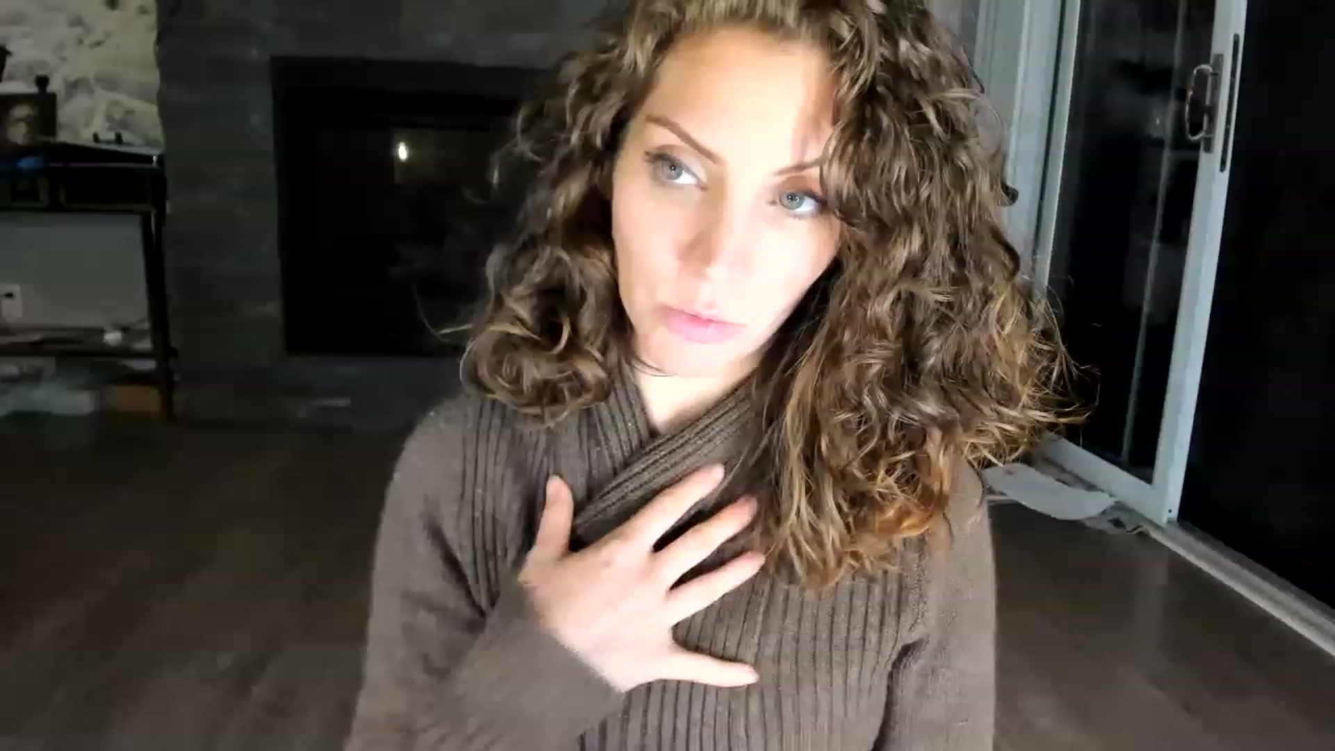 Gallery image thumbnail from Laurel's myfreecams stream on, 06/03/2023, 05:05 image 12 of 20