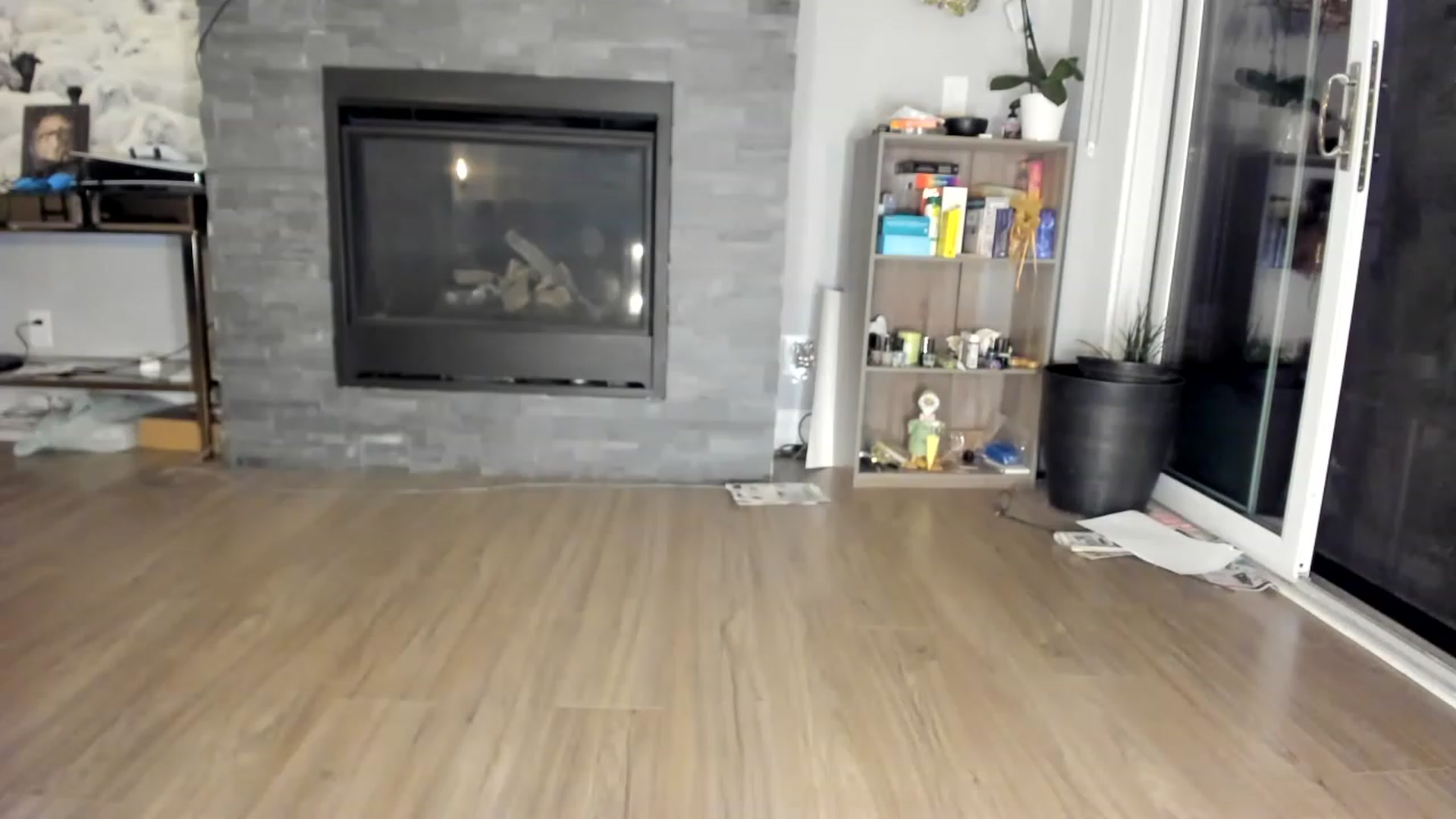 Gallery image thumbnail from Laurel's myfreecams stream on, 06/03/2023, 05:51 image 12 of 20