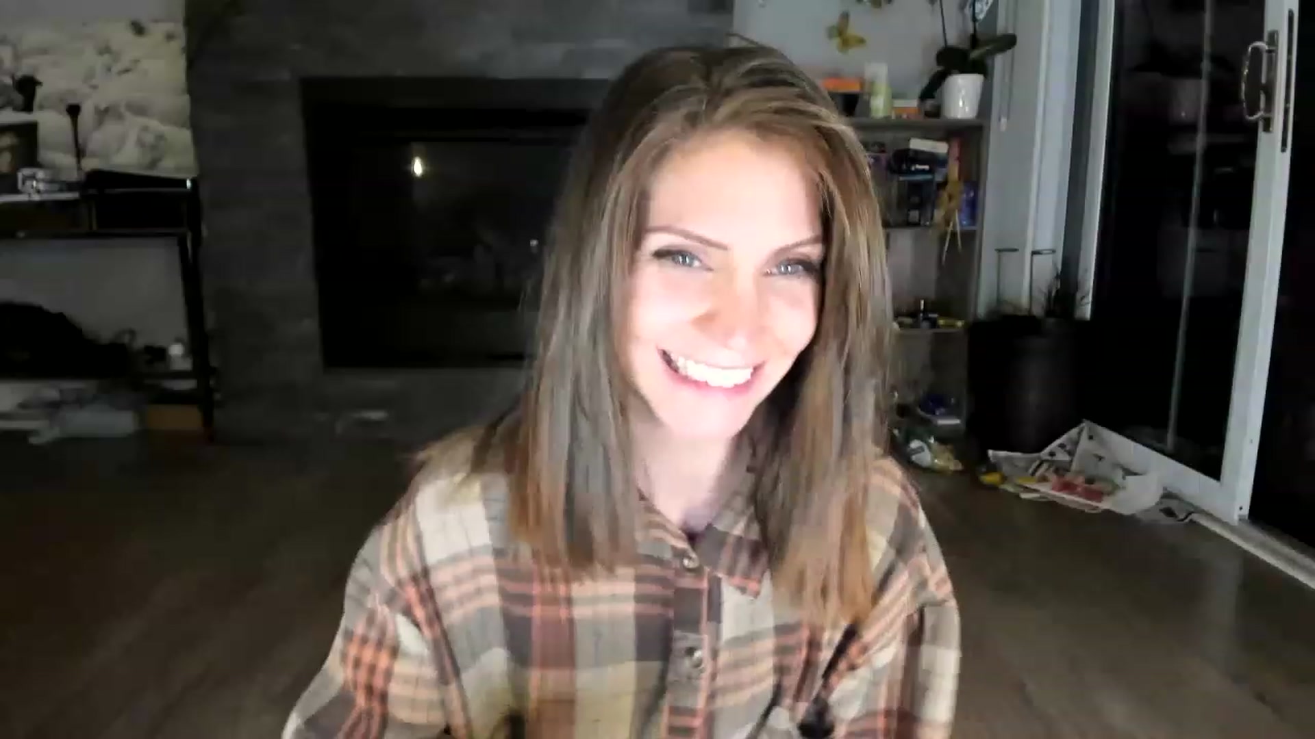 Gallery image thumbnail from Laurel's myfreecams stream on, 06/10/2023, 03:42 image 8 of 20