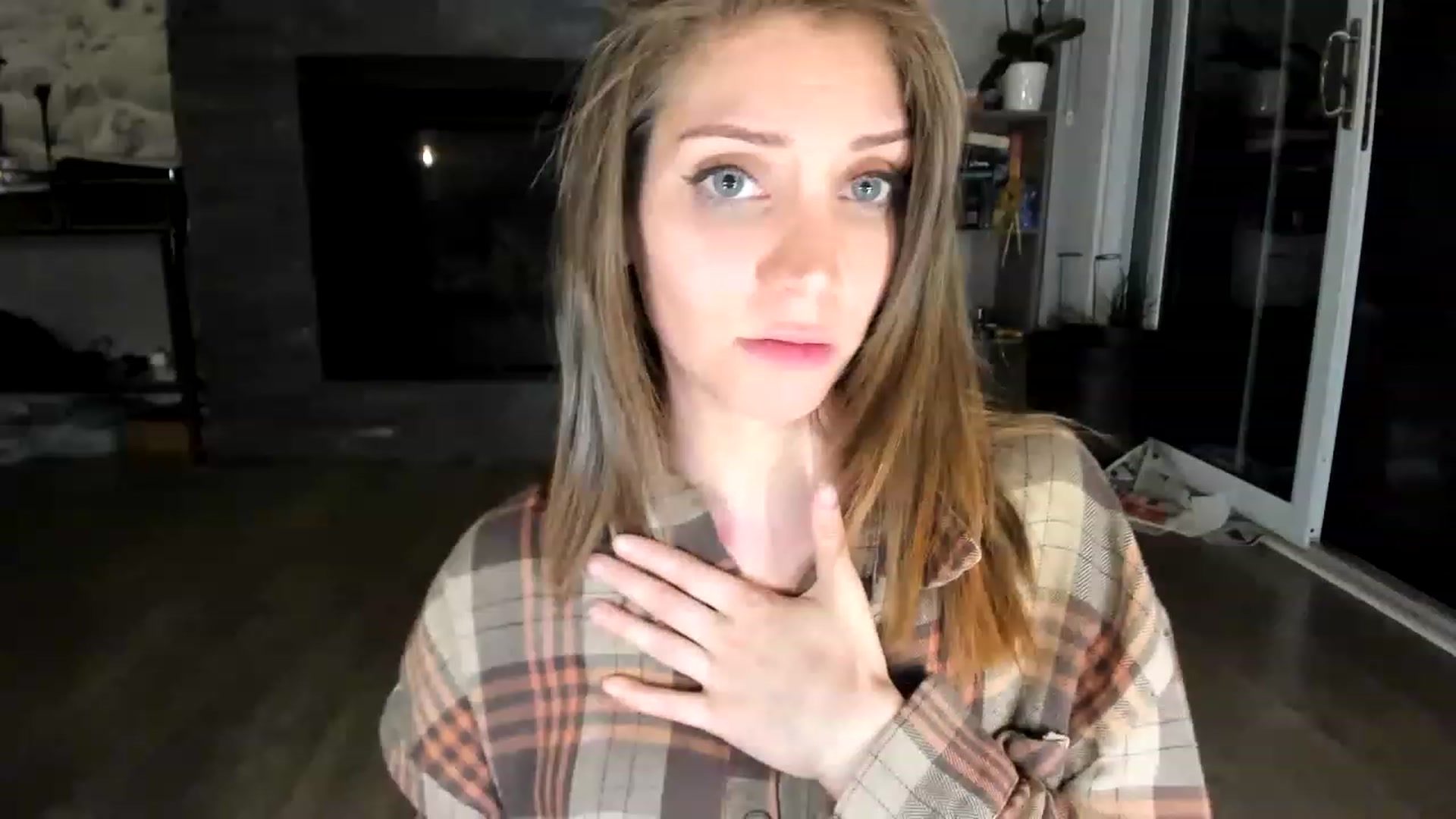 Gallery image thumbnail from Laurel's myfreecams stream on, 06/10/2023, 05:34 image 19 of 20