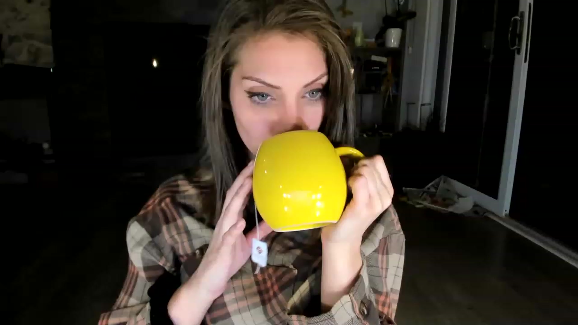Gallery image thumbnail from Laurel's myfreecams stream on, 06/10/2023, 05:34 image 9 of 20