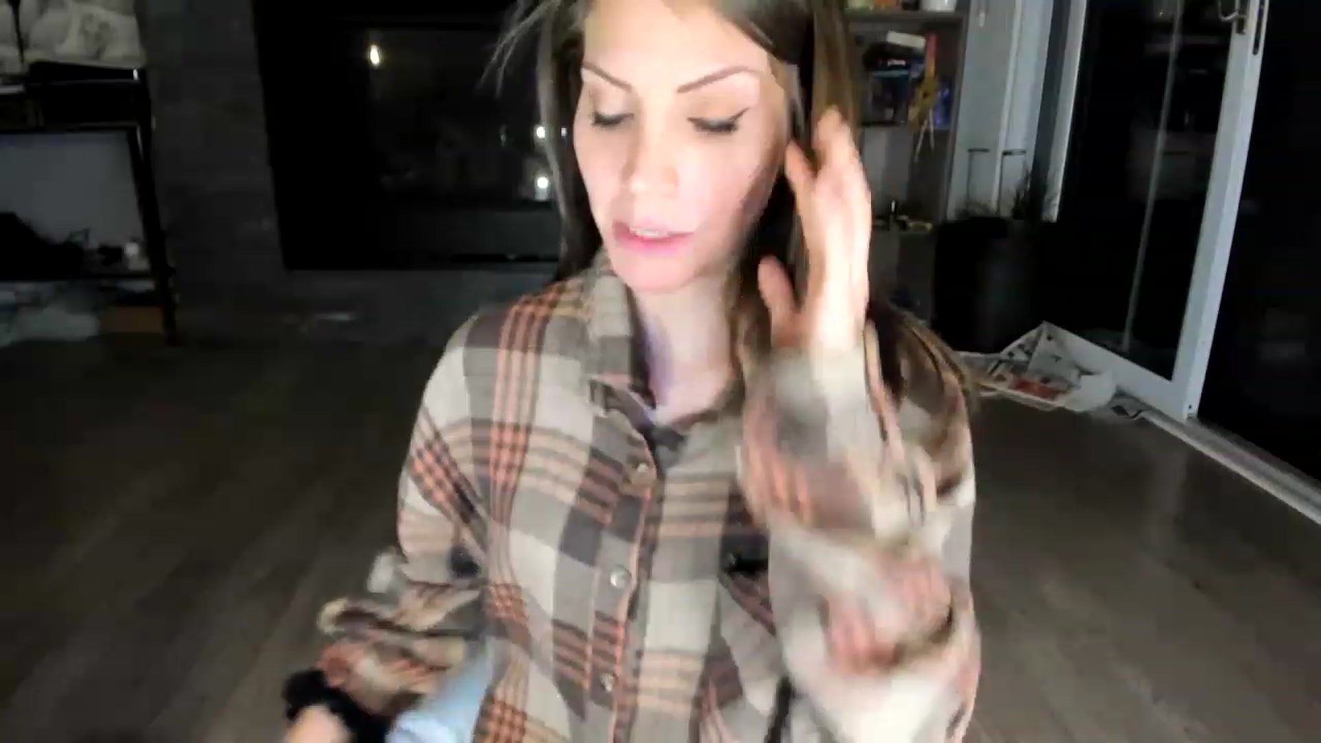 Gallery image thumbnail from Laurel's myfreecams stream on, 06/10/2023, 06:12 image 2 of 20