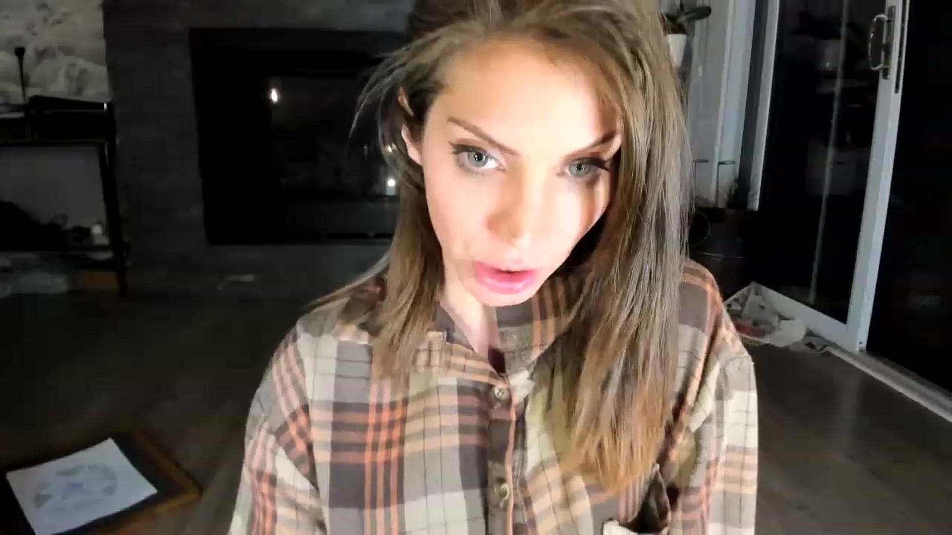 Gallery image thumbnail from Laurel's myfreecams stream on, 06/10/2023, 06:37 image 6 of 20