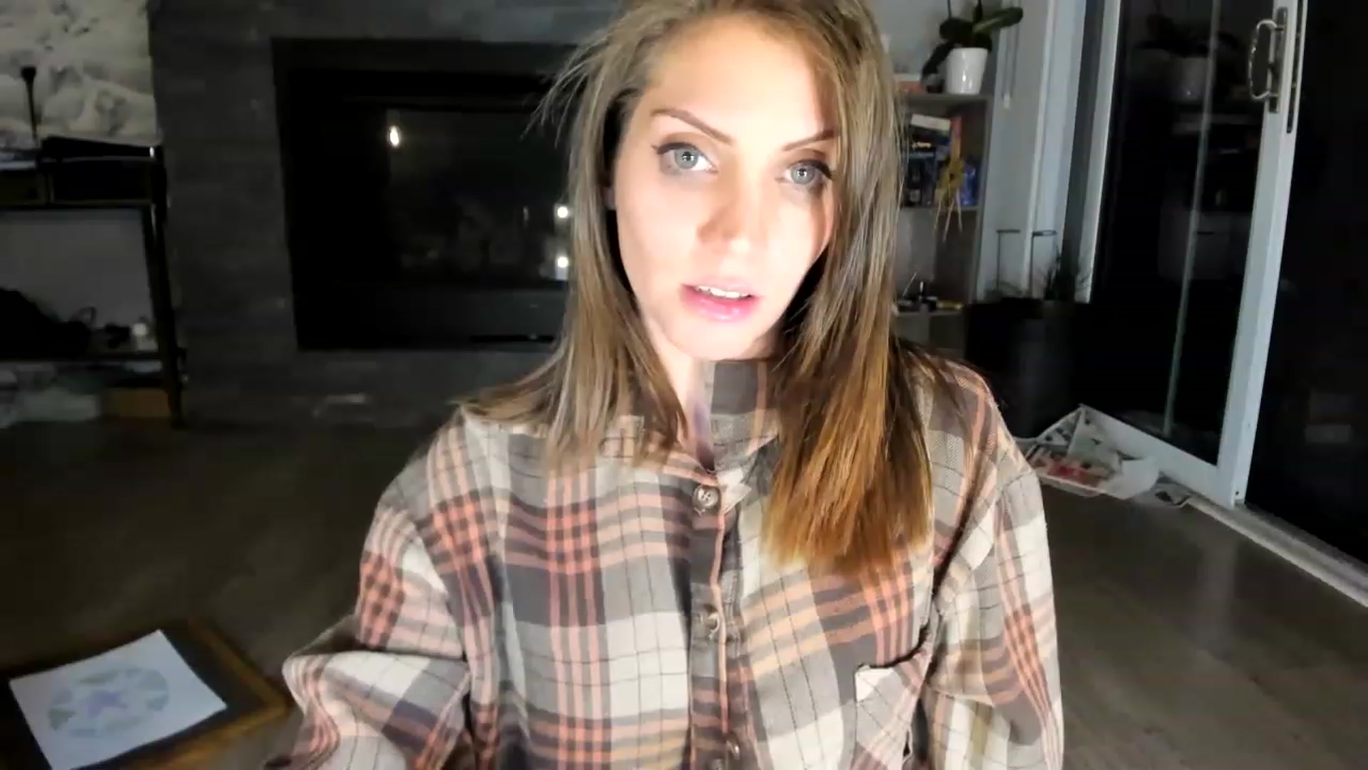 Gallery image thumbnail from Laurel's myfreecams stream on, 06/10/2023, 06:37 image 3 of 20
