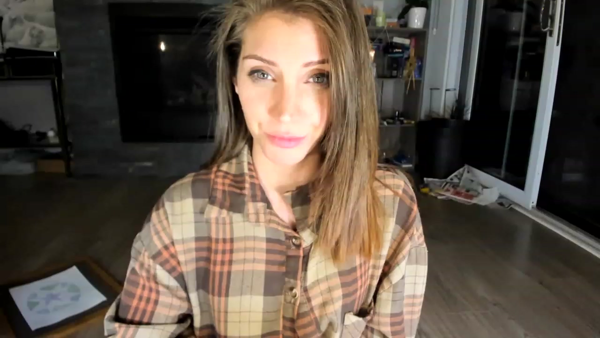 Gallery image thumbnail from Laurel's myfreecams stream on, 06/10/2023, 07:40 image 4 of 20