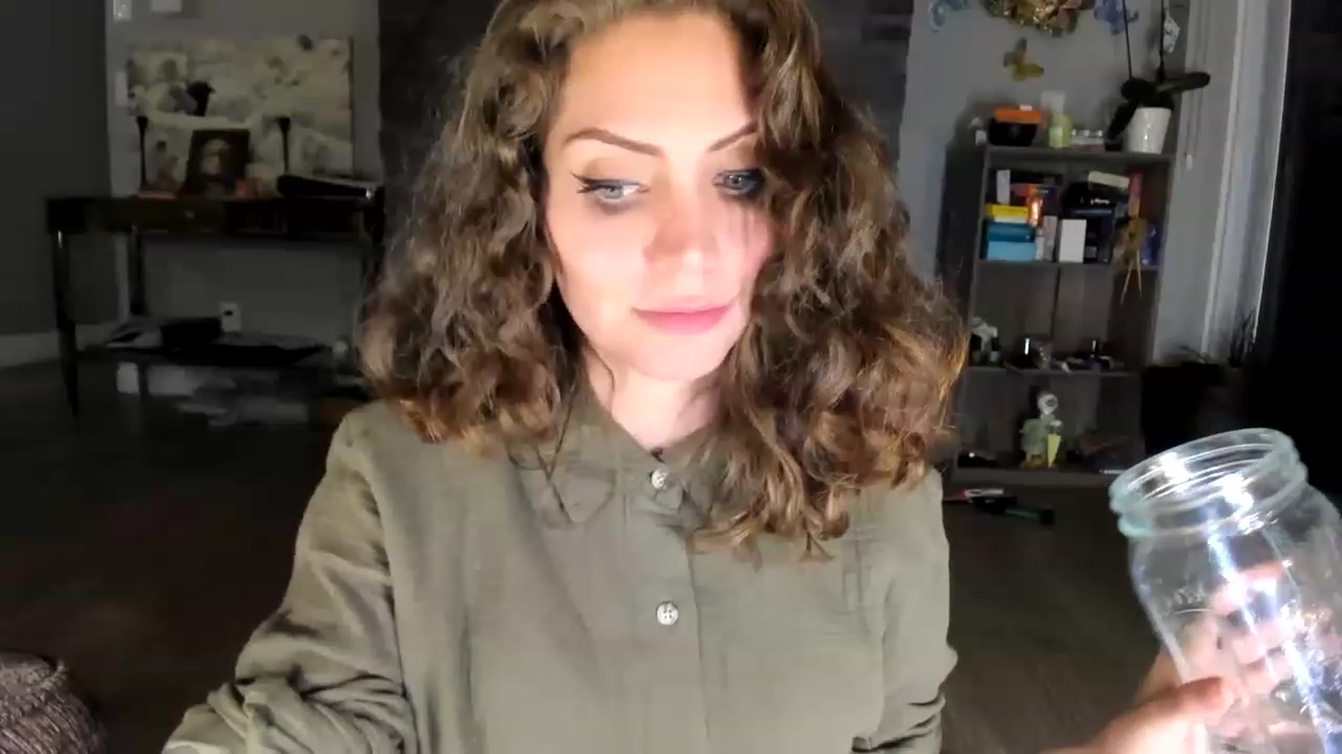 Gallery image thumbnail from Laurel's myfreecams stream on, 06/13/2023, 05:52 image 2 of 20