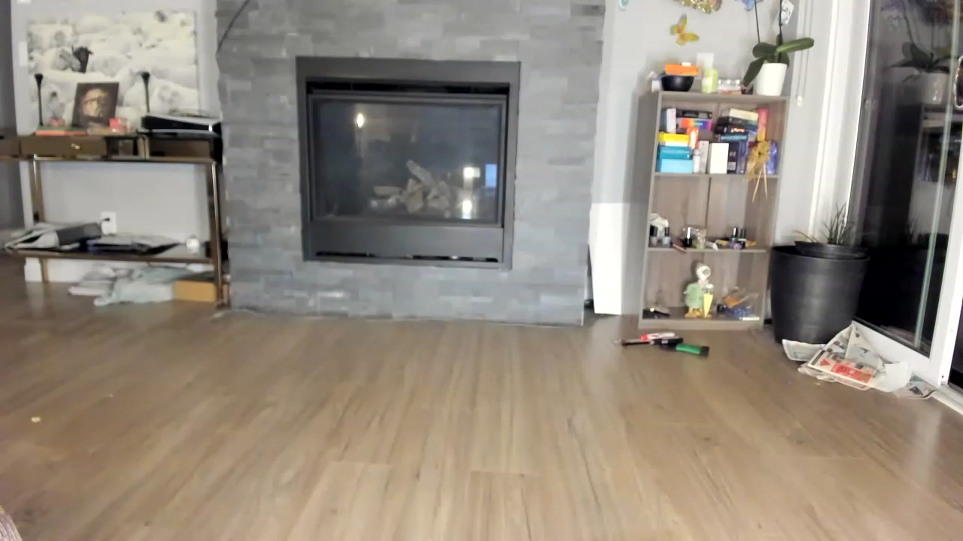 Gallery image thumbnail from Laurel's myfreecams stream on, 06/13/2023, 06:33 image 4 of 20