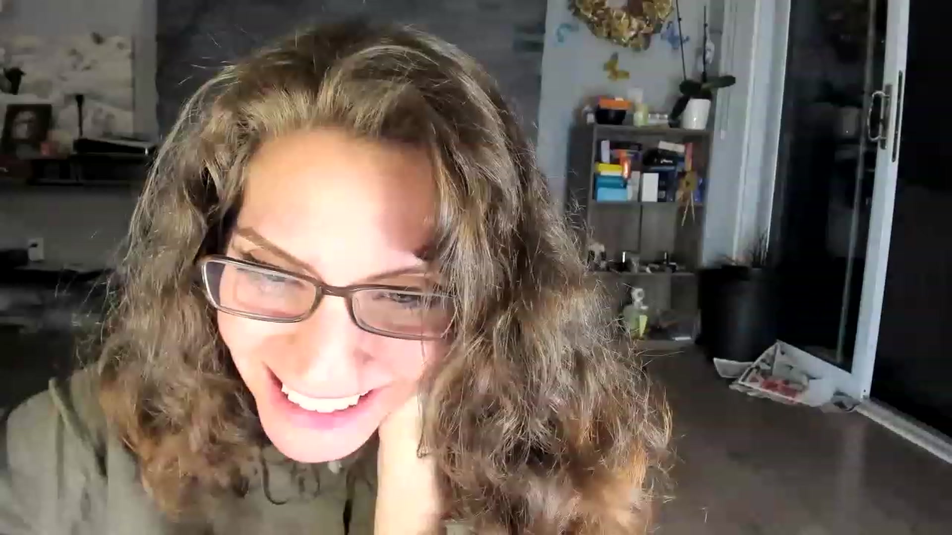 Gallery image thumbnail from Laurel's myfreecams stream on, 06/13/2023, 06:59 image 3 of 20
