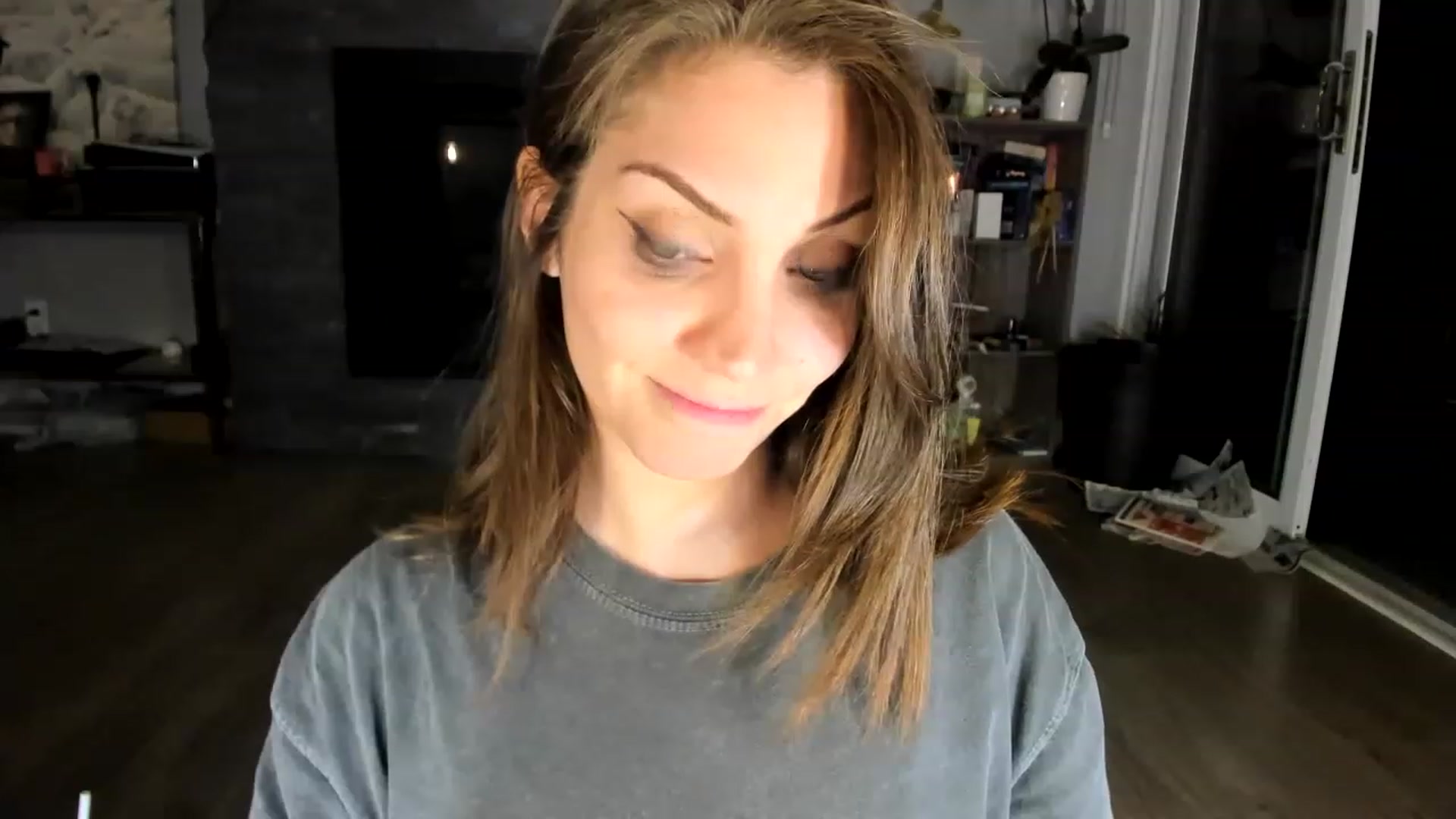 Gallery image thumbnail from Laurel's myfreecams stream on, 06/16/2023, 04:40 image 3 of 20
