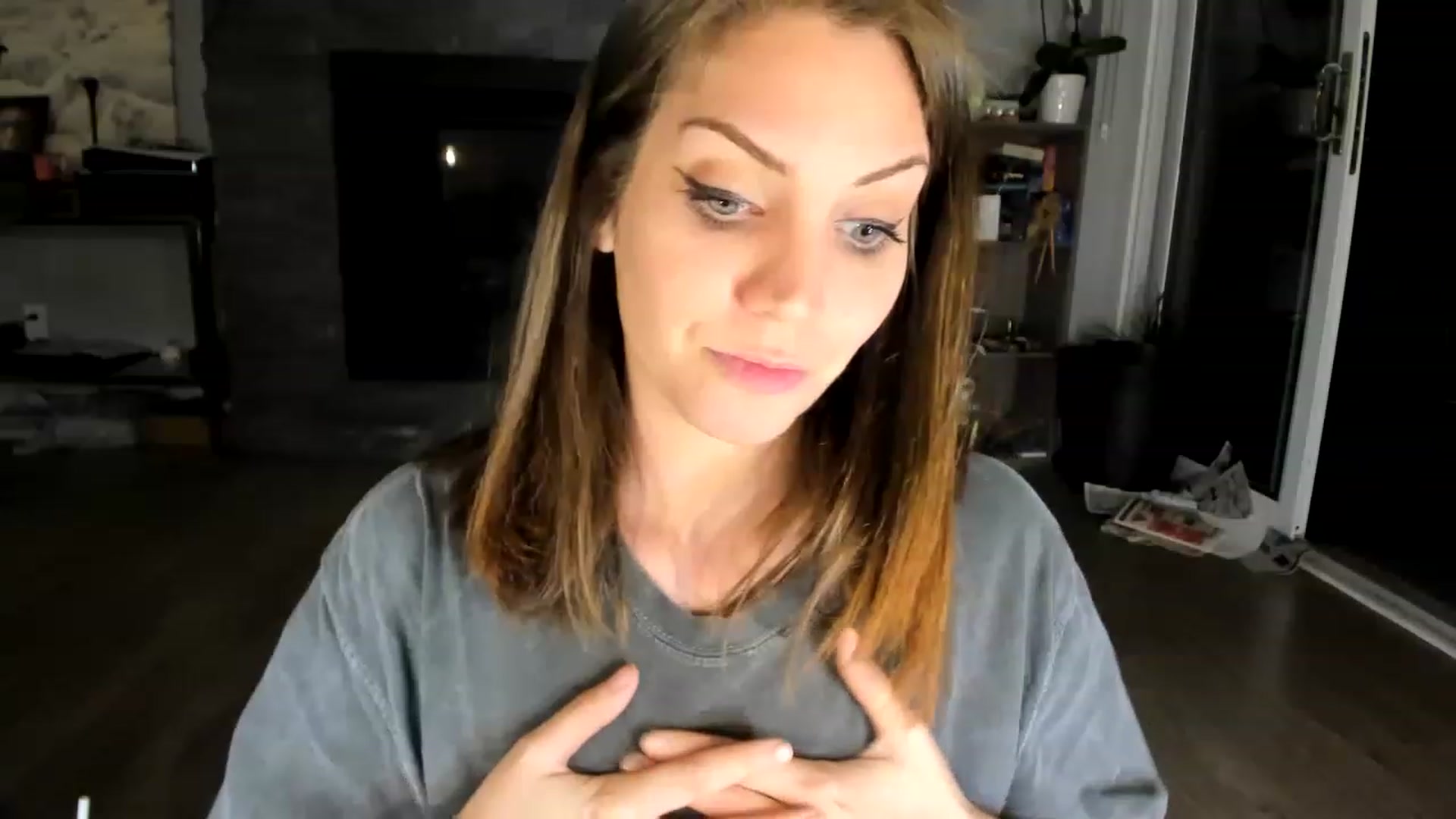 Gallery image thumbnail from Laurel's myfreecams stream on, 06/16/2023, 04:40 image 2 of 20