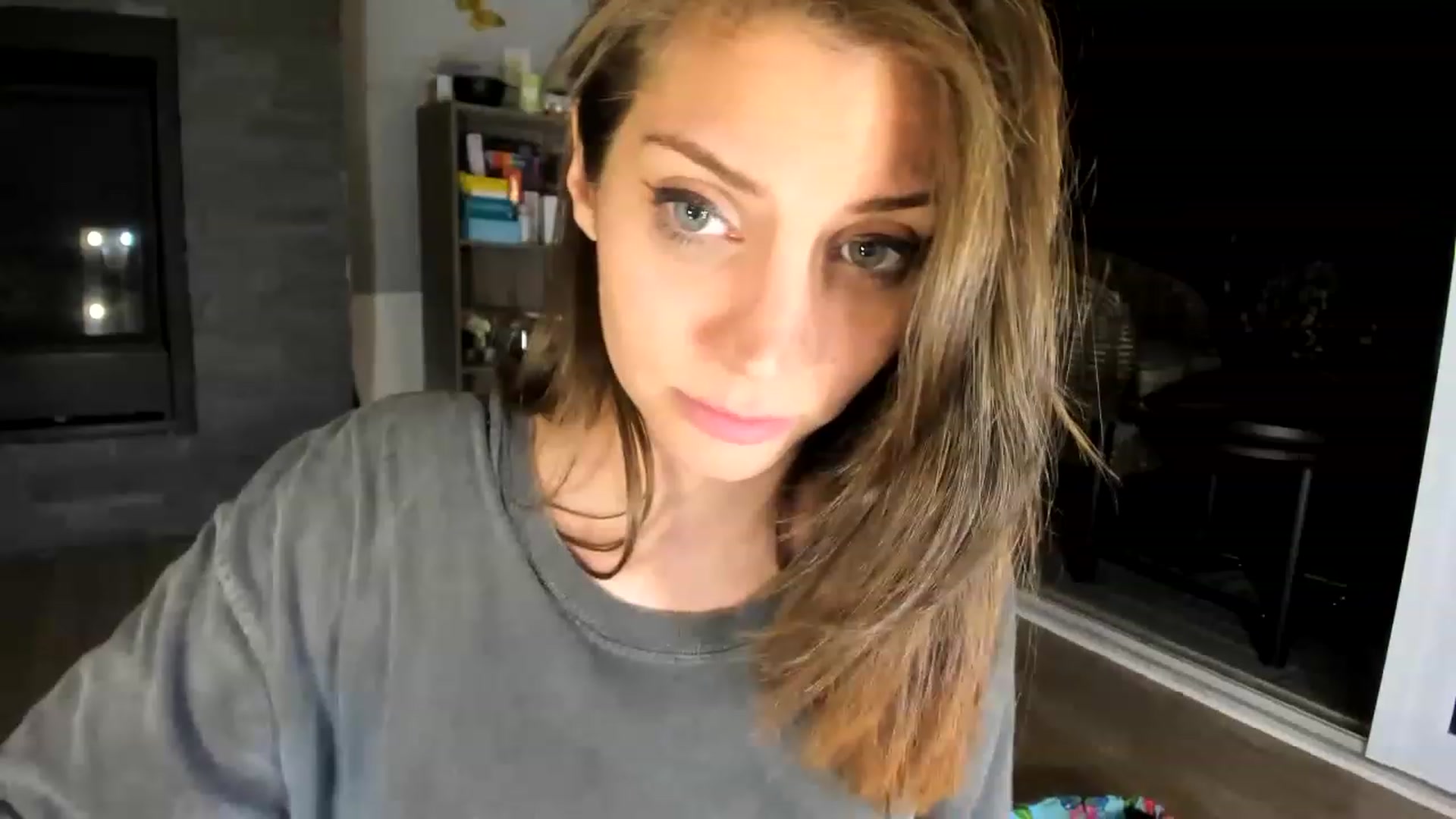 Gallery image thumbnail from Laurel's myfreecams stream on, 06/16/2023, 05:57 image 13 of 20