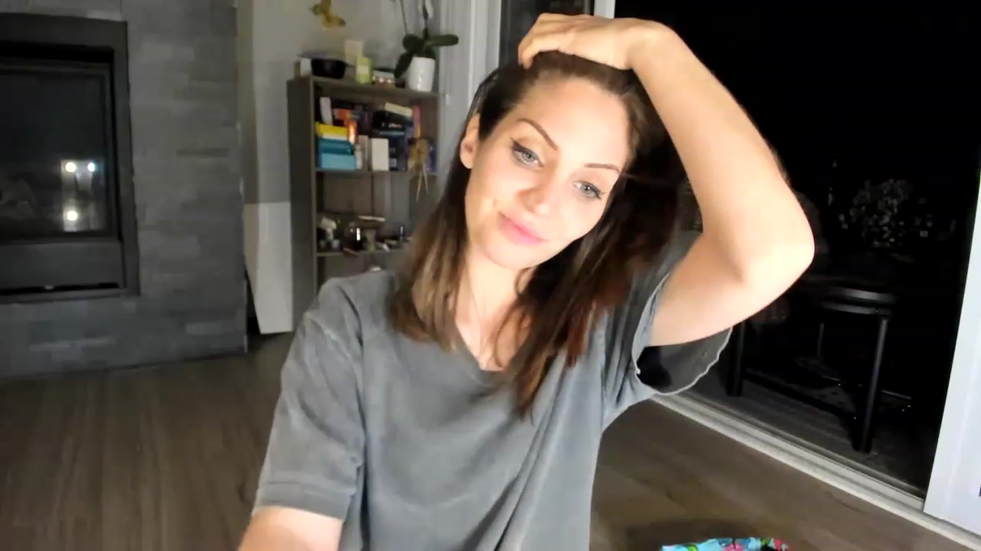 Gallery image thumbnail from Laurel's myfreecams stream on, 06/16/2023, 05:57 image 12 of 20