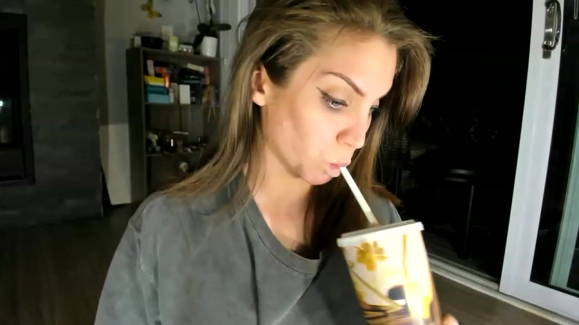 Gallery image thumbnail from Laurel's myfreecams stream on, 06/16/2023, 05:57 image 1 of 20